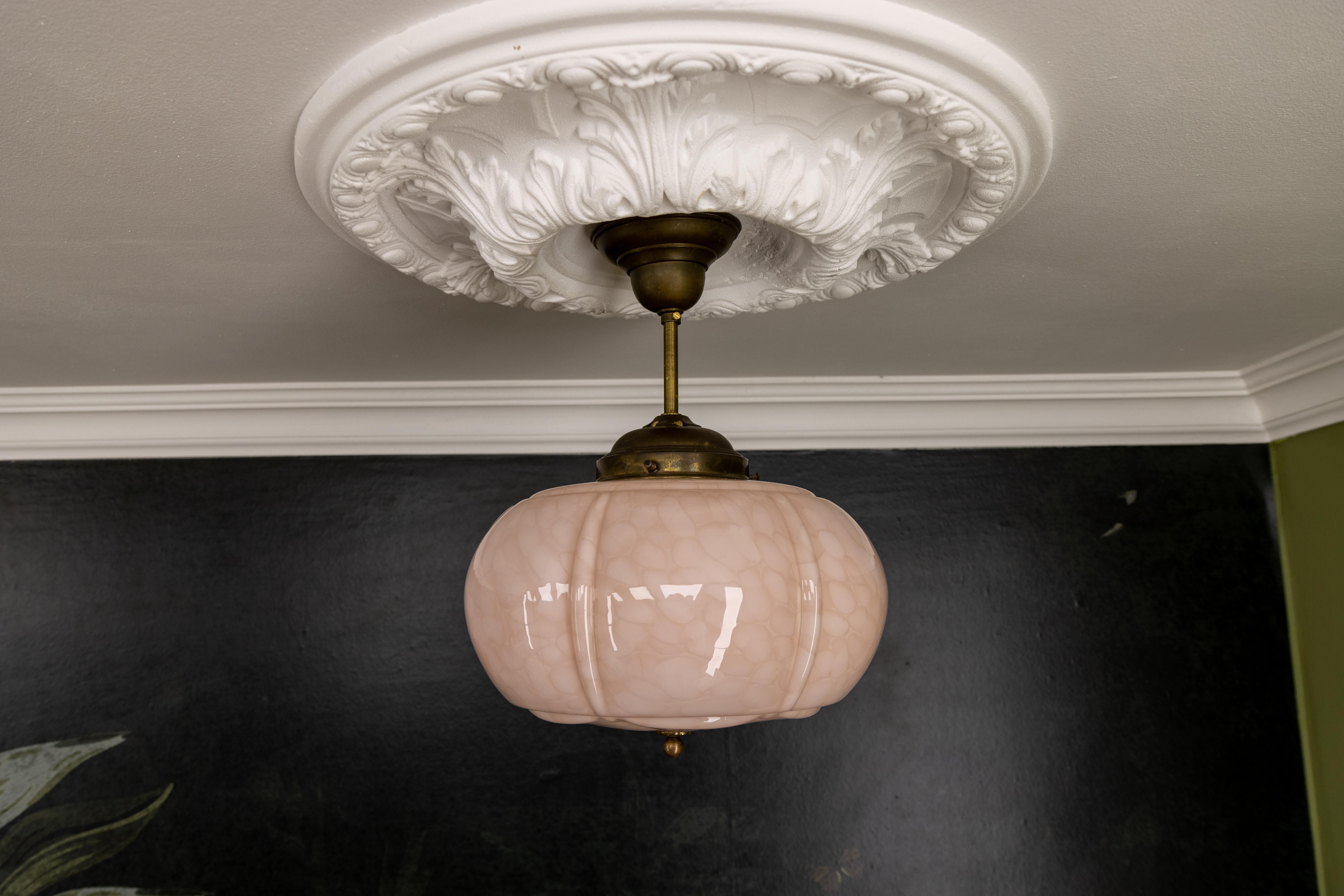 Art Deco Marbled Light Pink Glass and Brass Pendant Light, Germany, 1930s For Sale 8