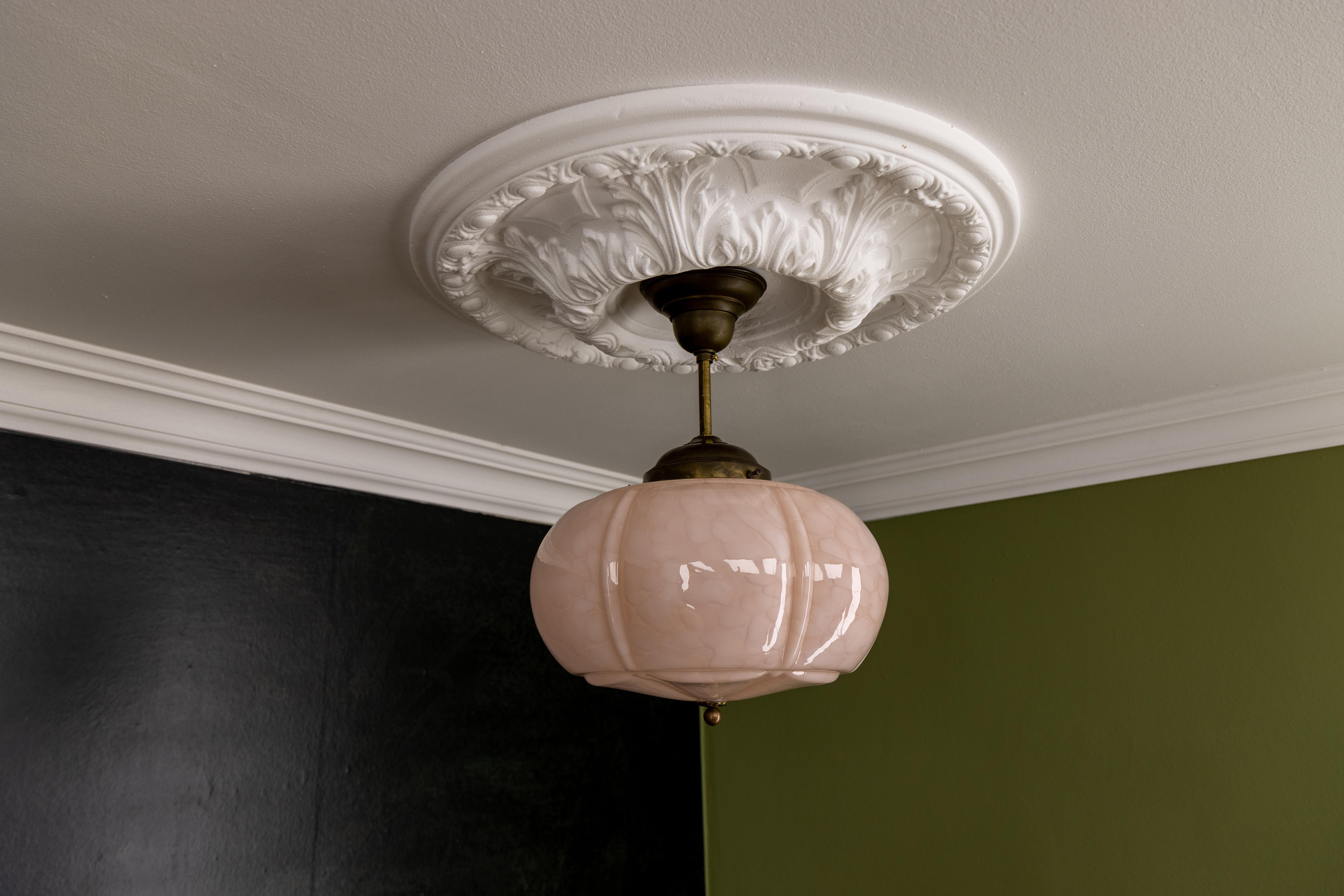 Art Deco Marbled Light Pink Glass and Brass Pendant Light, Germany, 1930s For Sale 11
