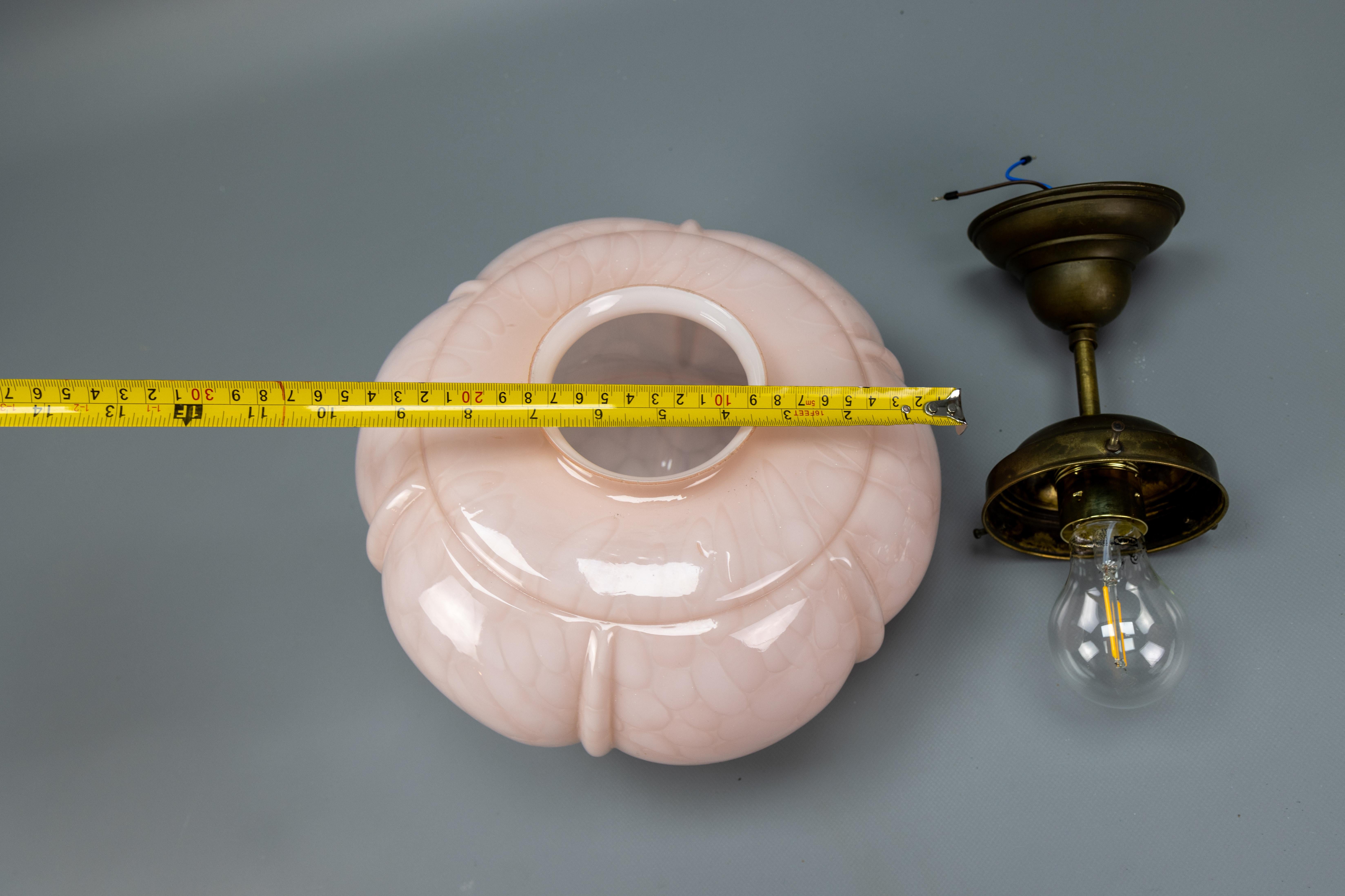 Art Deco Marbled Light Pink Glass and Brass Pendant Light, Germany, 1930s For Sale 13