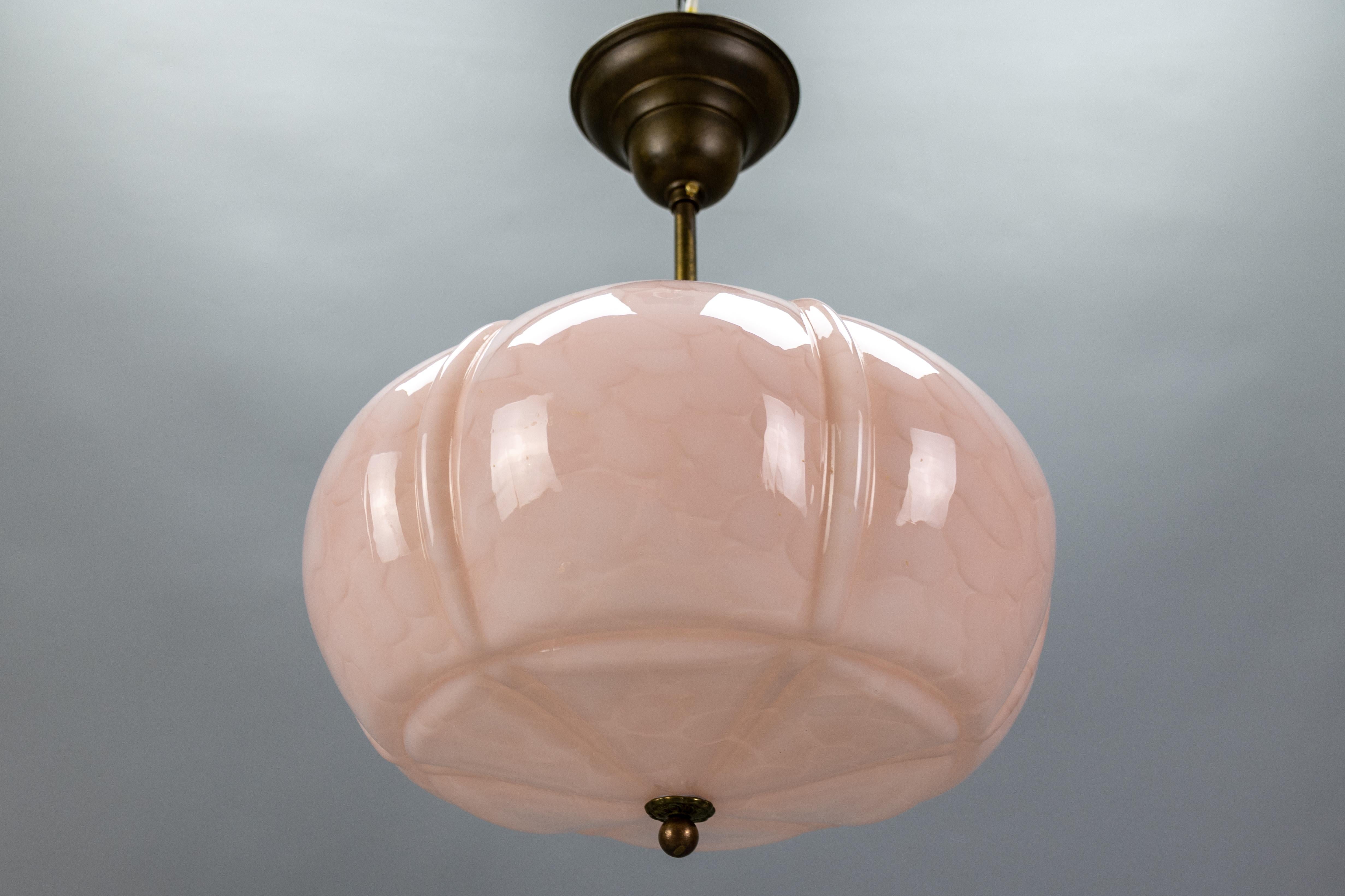 Mid-20th Century Art Deco Marbled Light Pink Glass and Brass Pendant Light, Germany, 1930s For Sale