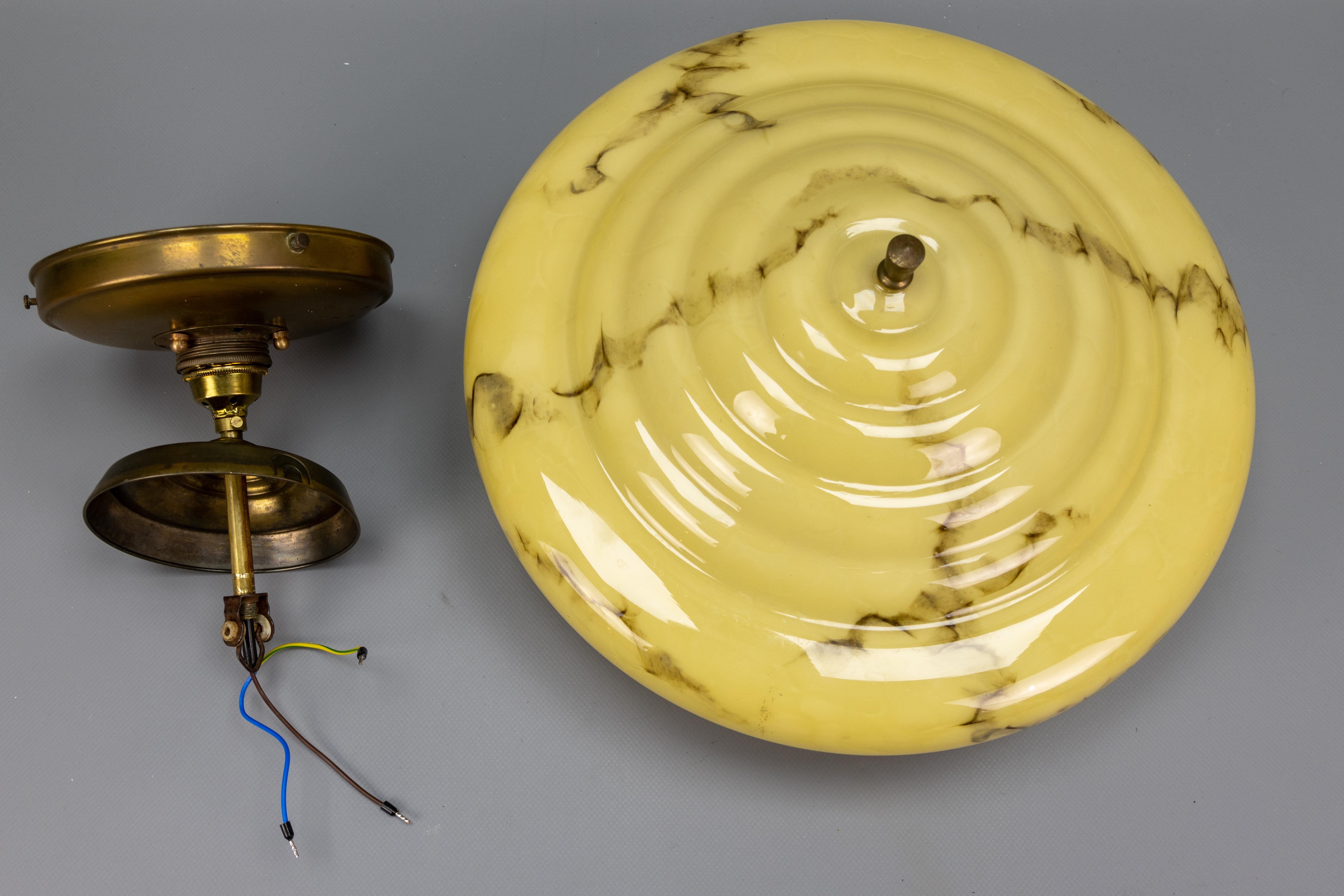 Art Deco Marbled Yellow and Brown Glass and Brass Pendant Light, 1930s For Sale 14