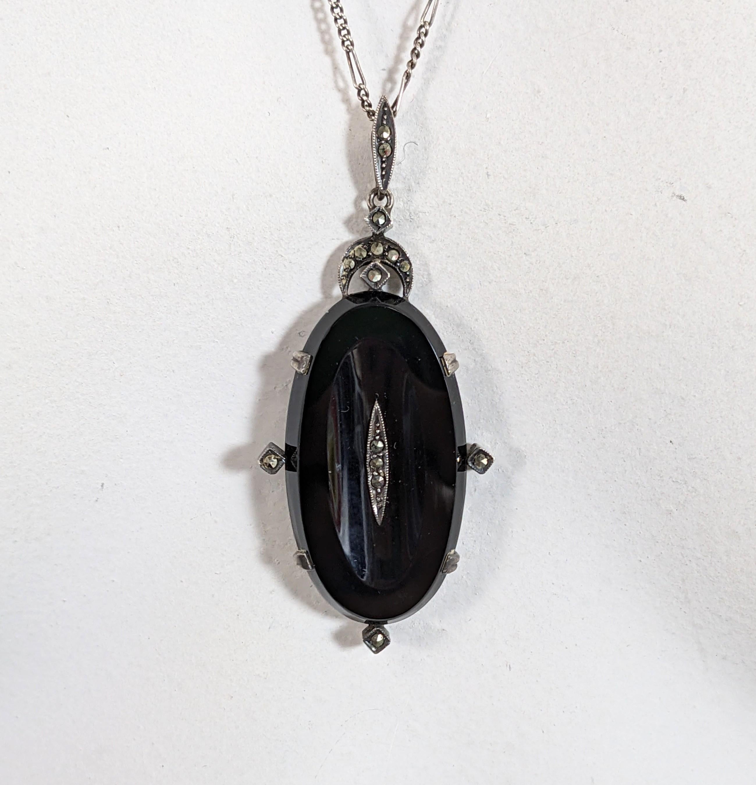 Art Deco Marcasite and Onyx Pendant For Sale 4