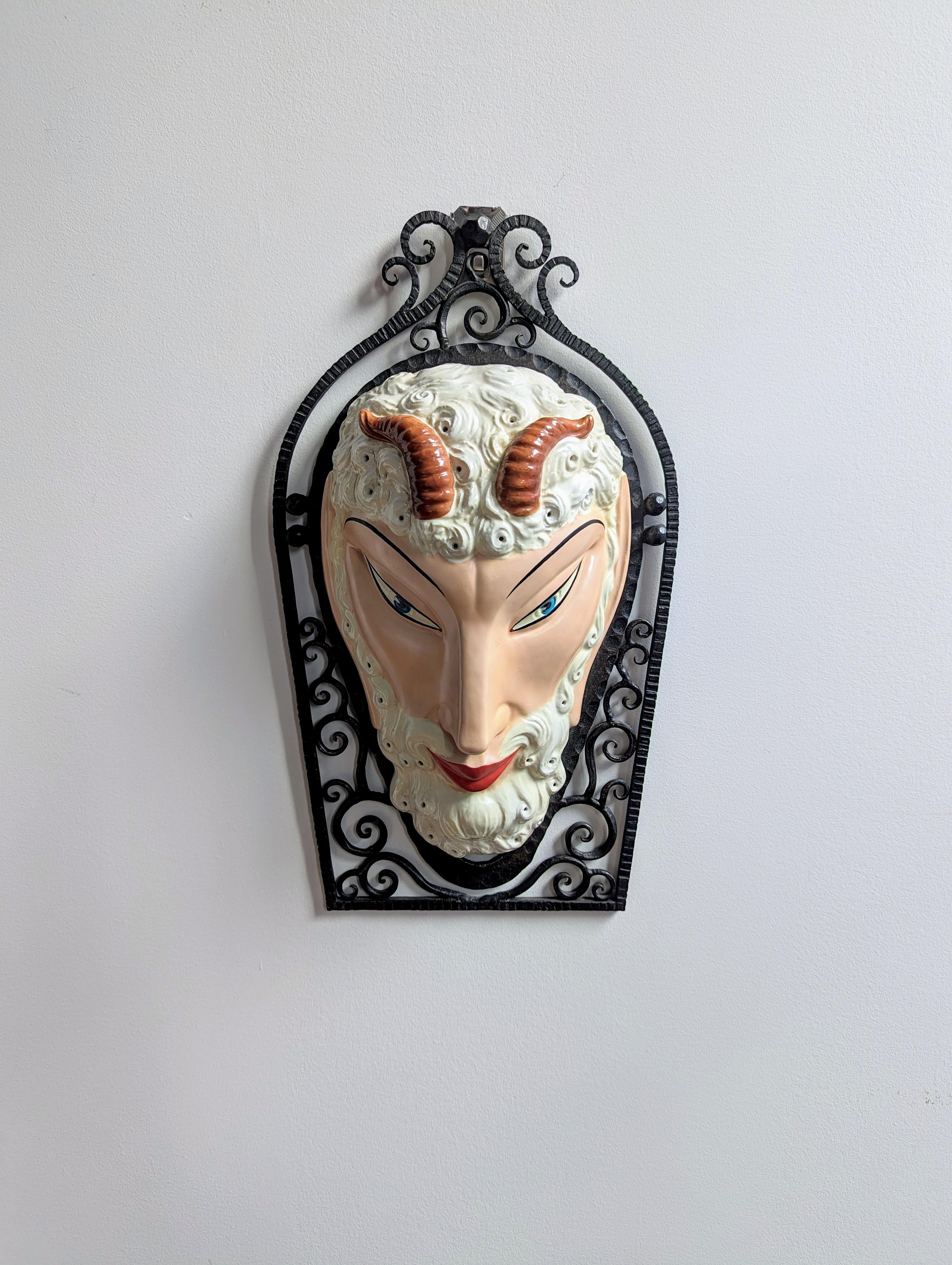 Juego de 6 apliques de máscara Art Déco Marcel Bever Francés en venta