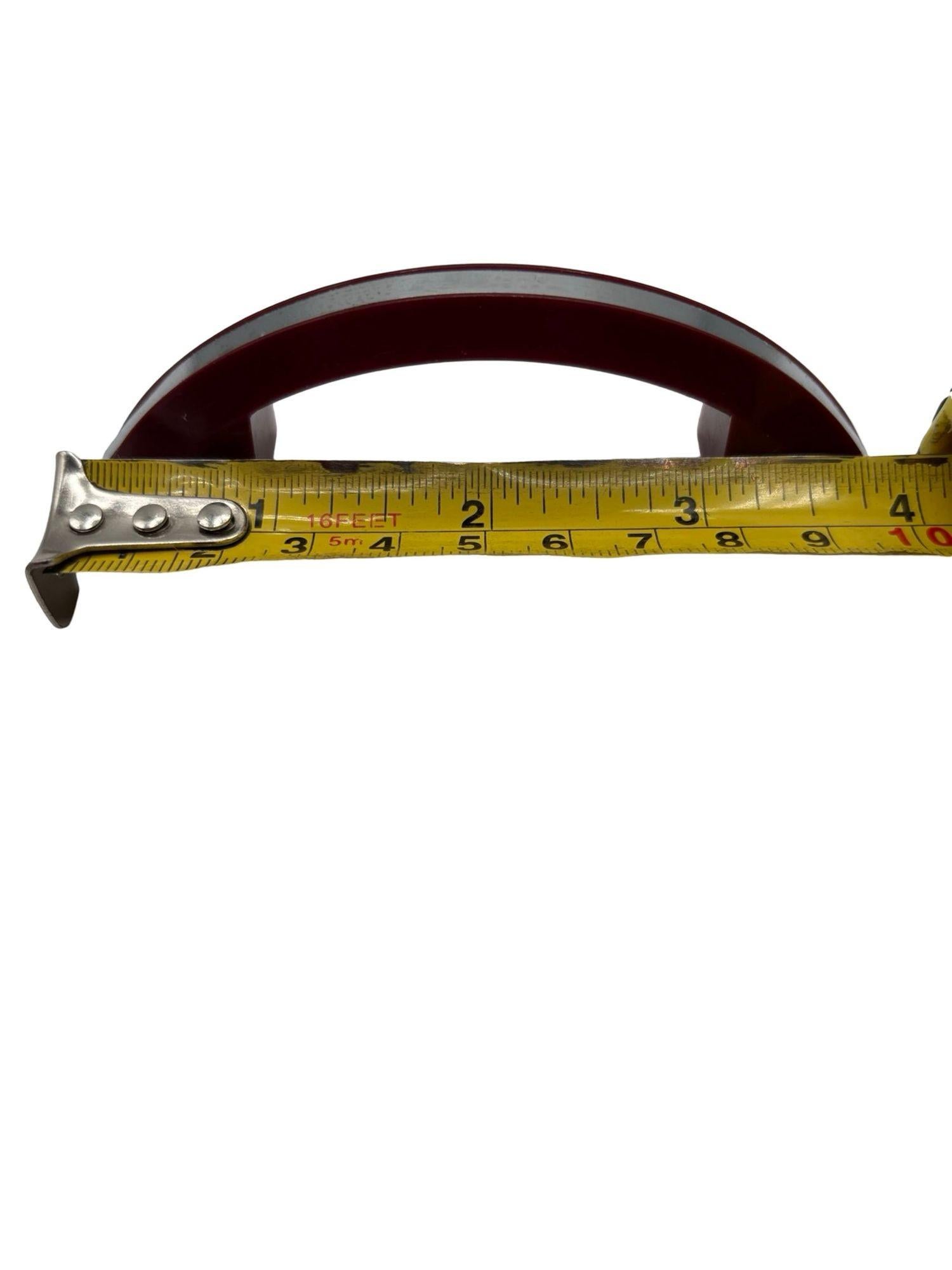 Poignées de tiroir Catalin/Bakelite rouge marron Art Déco avec bande chromée, lot de 25 en vente 3