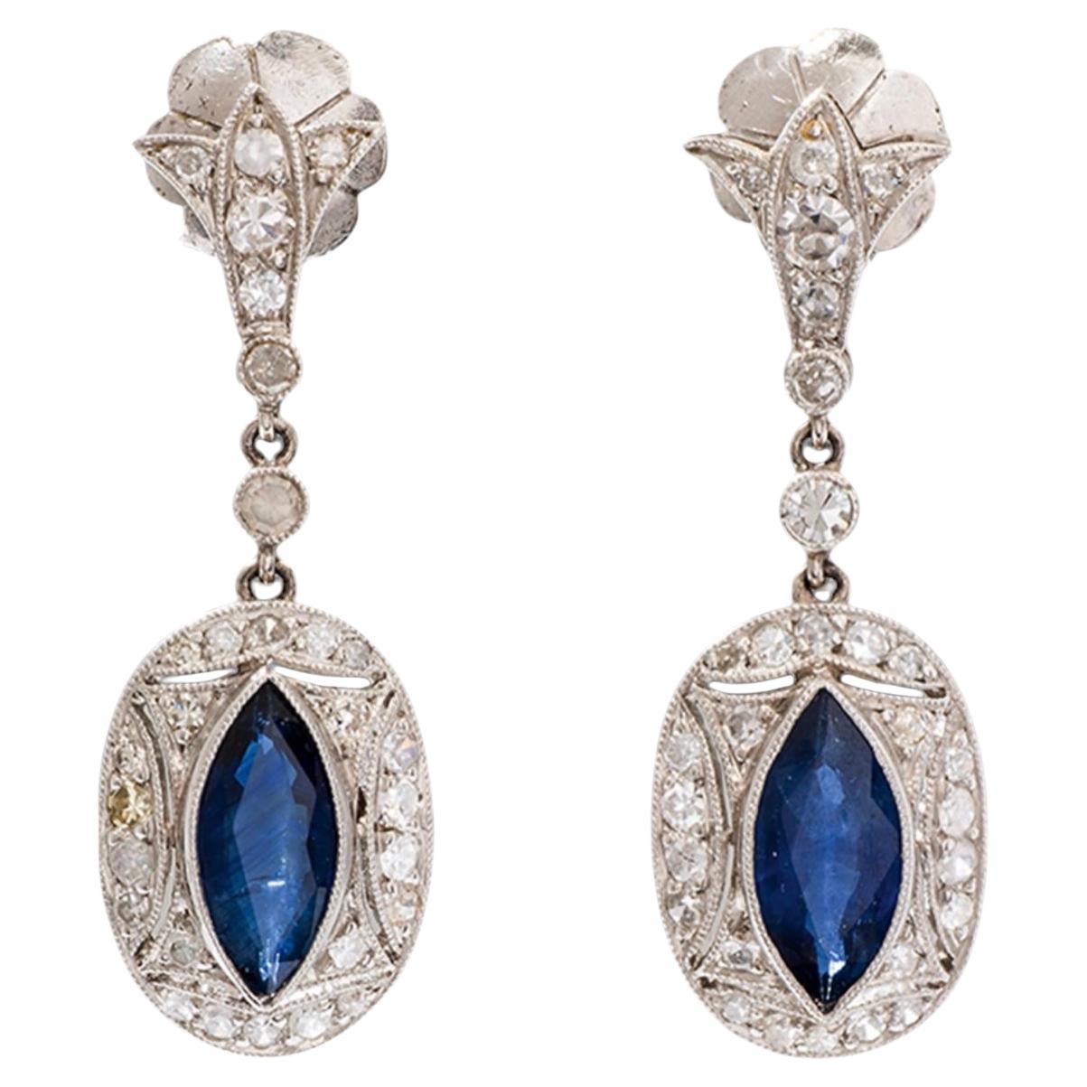 Pendientes Art Déco de zafiro azul marquesa y diamantes Ca. 1925