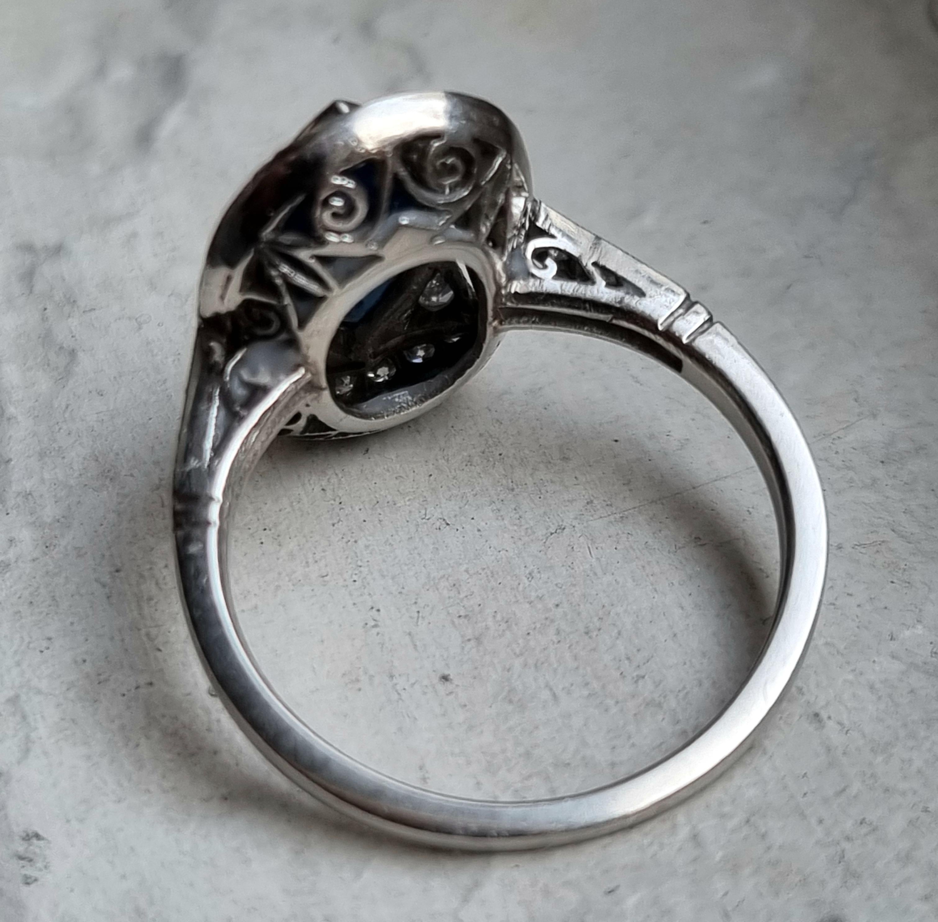 Art Deco Marquise Blue Sapphire and Diamond Ring  mounted in Platinum For Sale 7