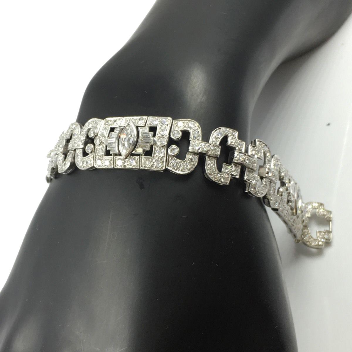 14 TCW Art Deco Marquise, Round, and Baguette Diamond Bracelet, circa 1930s 1