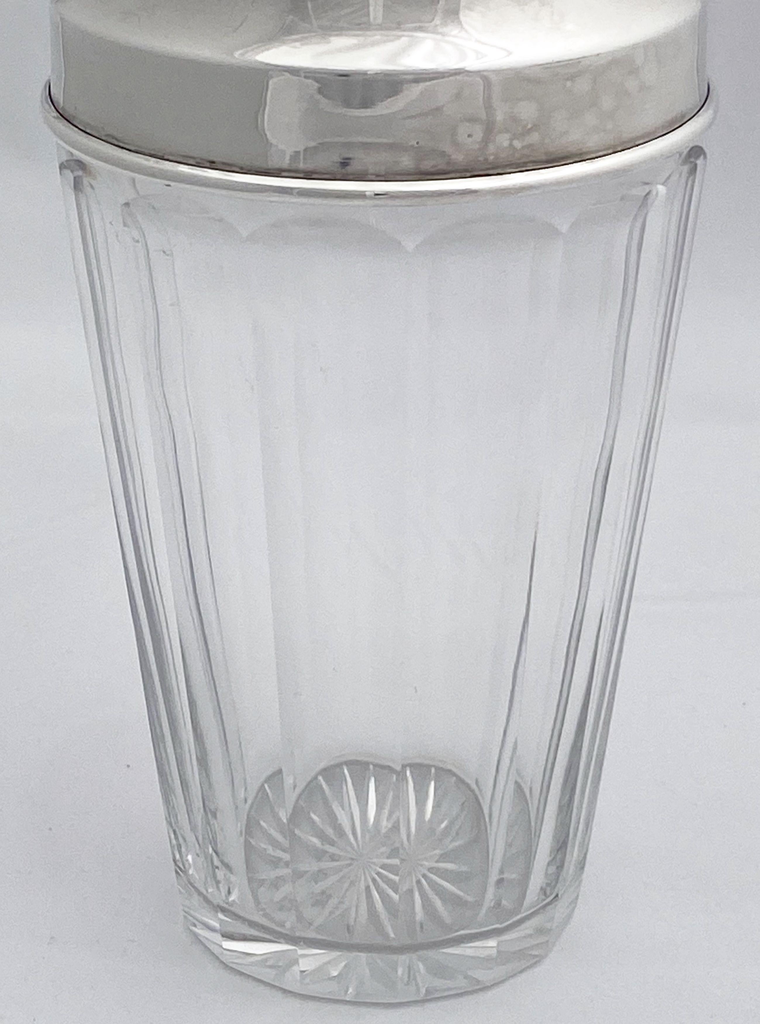 Art Deco Martini or Cocktail Shaker from England In Good Condition In Austin, TX