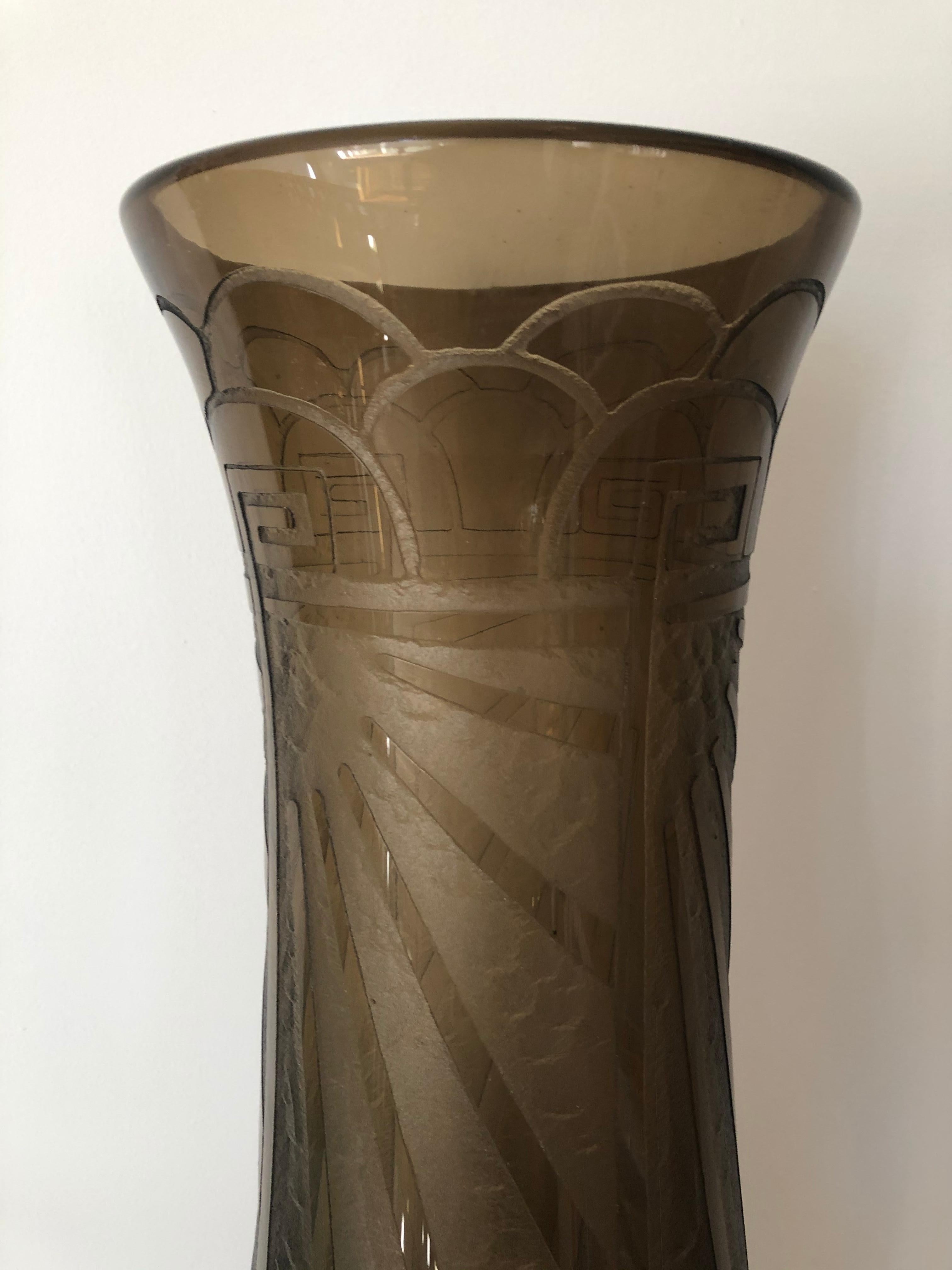 Art déco Art Deco Massive Tall Schneider Wheel Cut Engraved Acid Etched Vase en vente