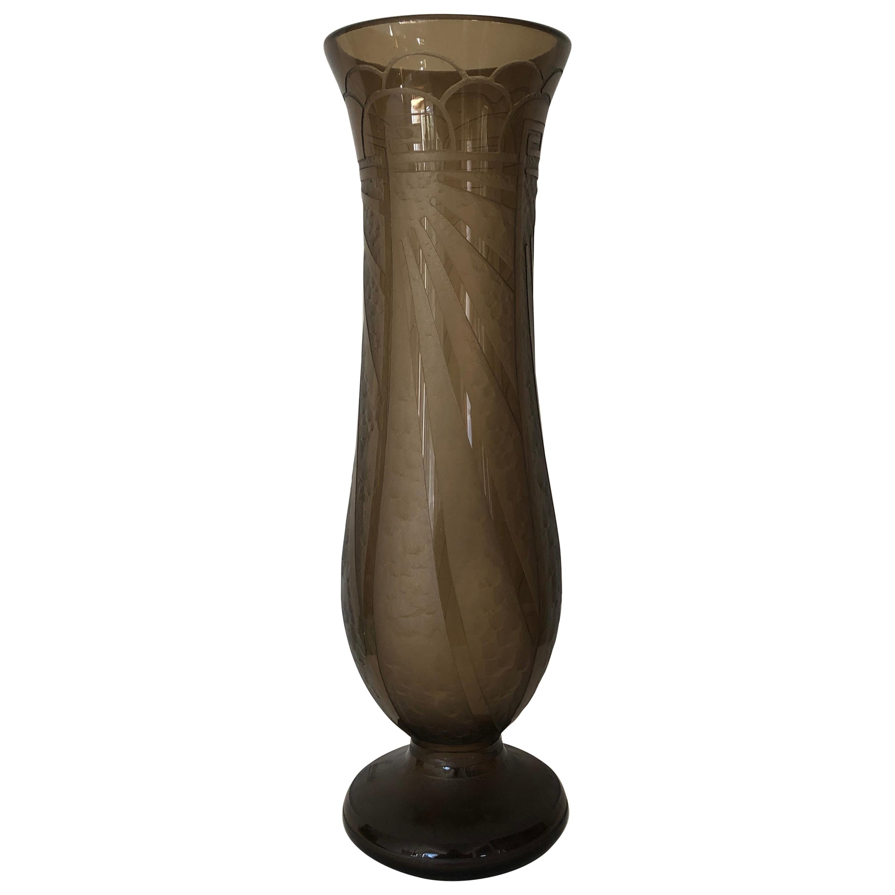 Art Deco Massive Tall Schneider Radschliff gravierte säuregeätzte Vase, Art déco im Angebot
