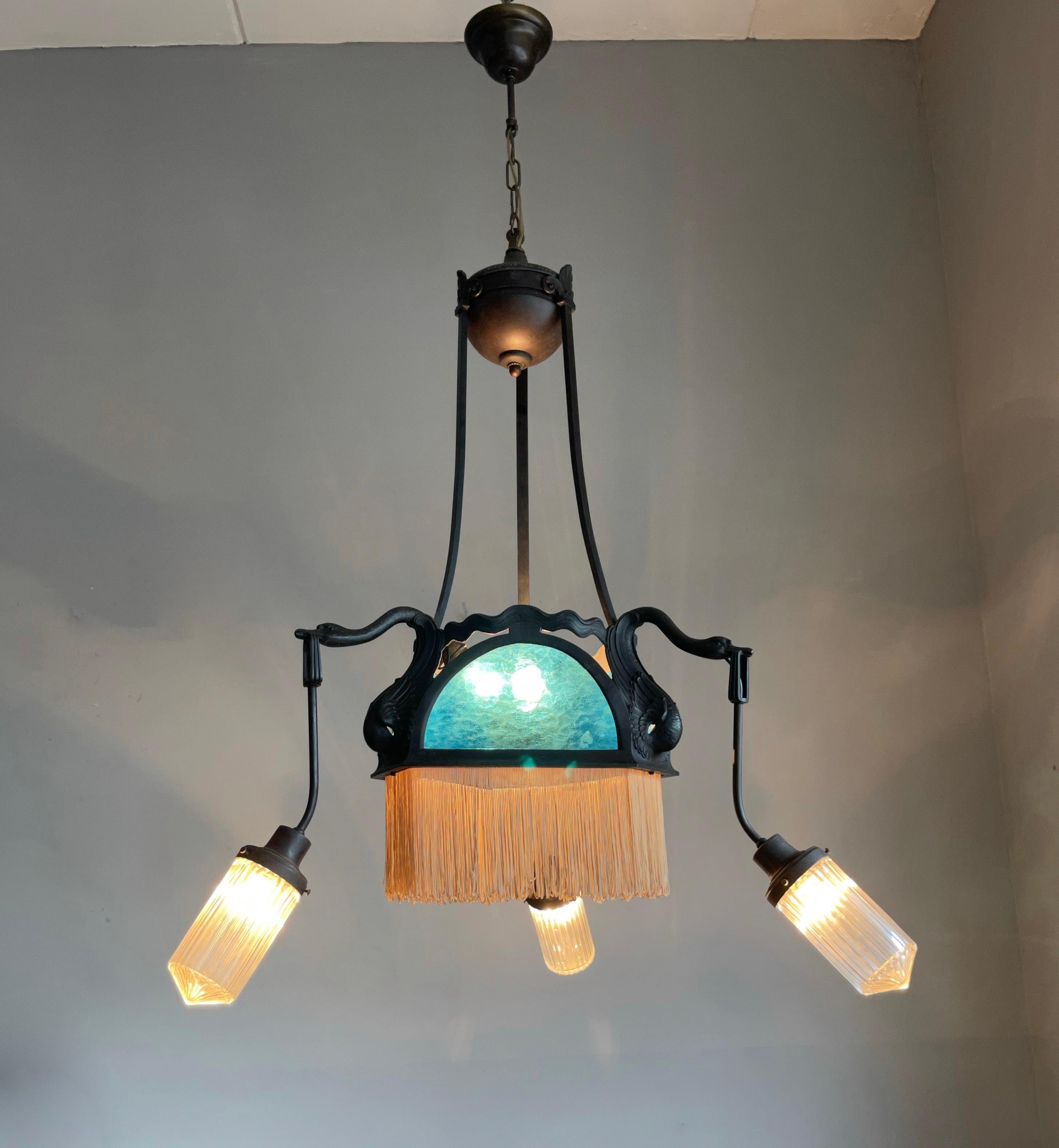 Capolavoro dell'Art Déco, lampadario in bronzo con. Splendide sculture di cigno nero, 1920 in vendita 12