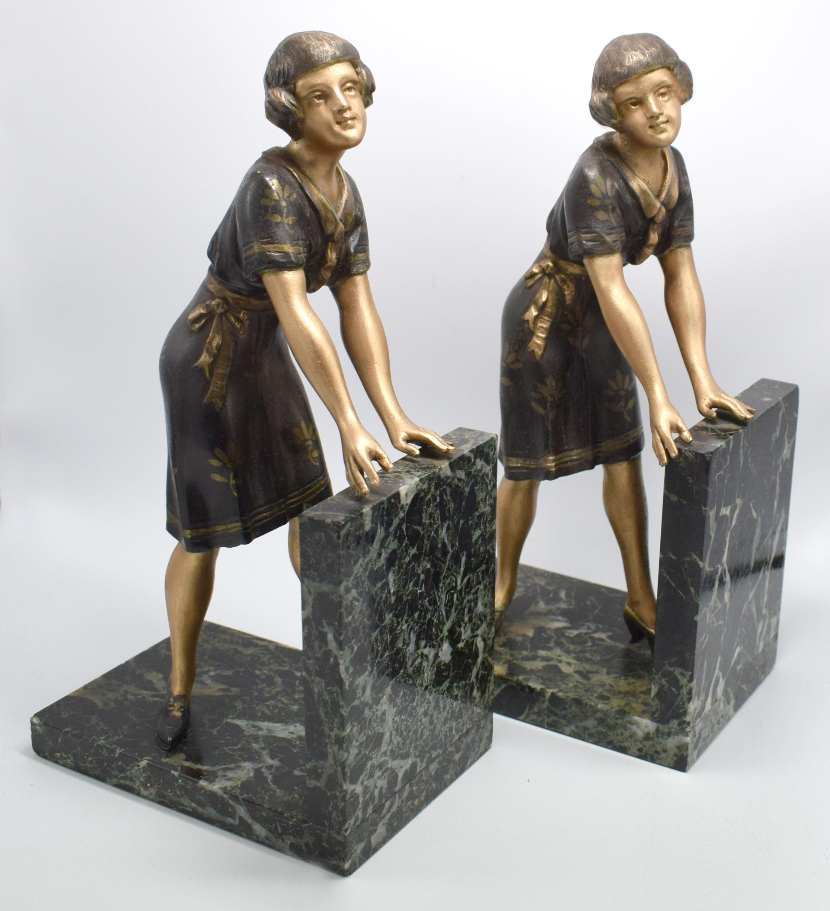 French Art Deco Matching Pair of Figural Bookends, circa 1930s