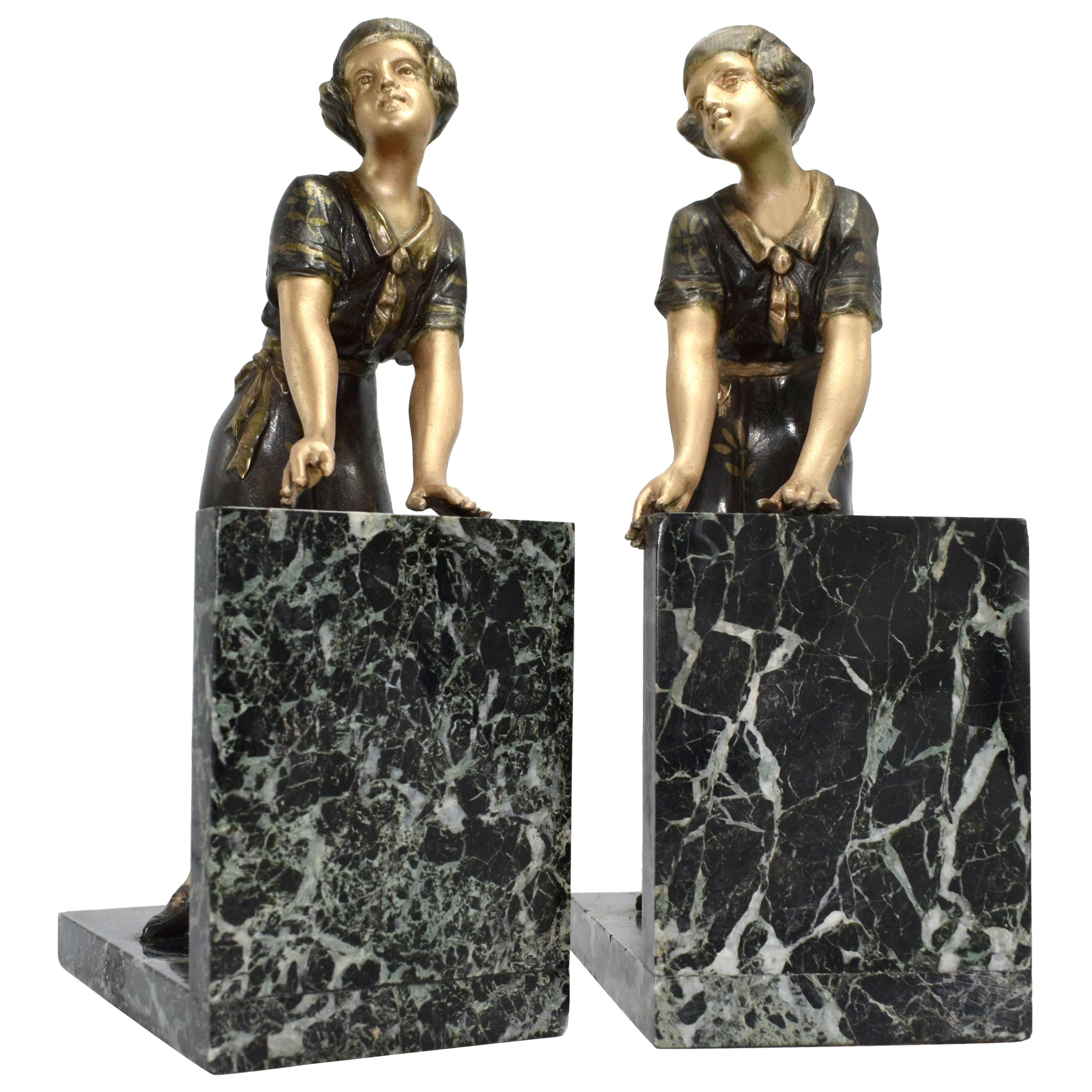 Art Deco Matching Pair of Figural Bookends, circa 1930s