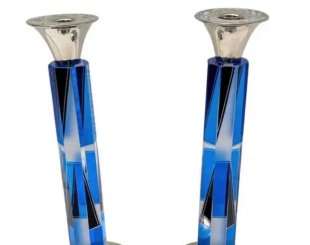 Coppia di candelieri in nichel-argento e vetro in stile Art Déco, 1930 ca. in vendita 4