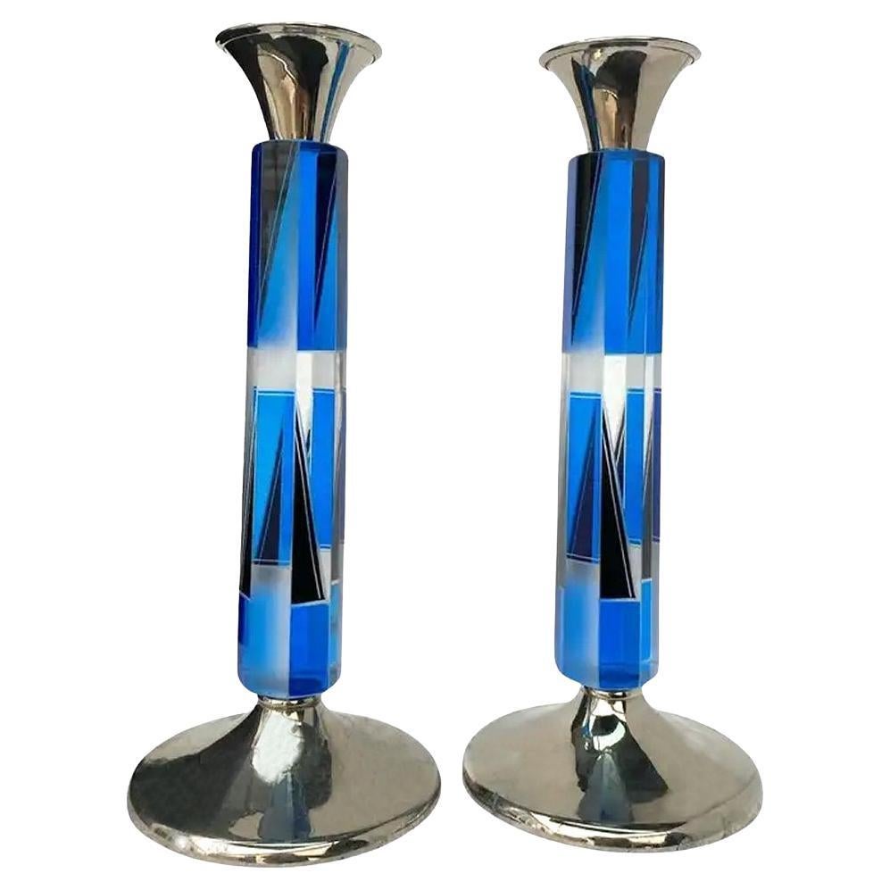 Coppia di candelieri in nichel-argento e vetro in stile Art Déco, 1930 ca.