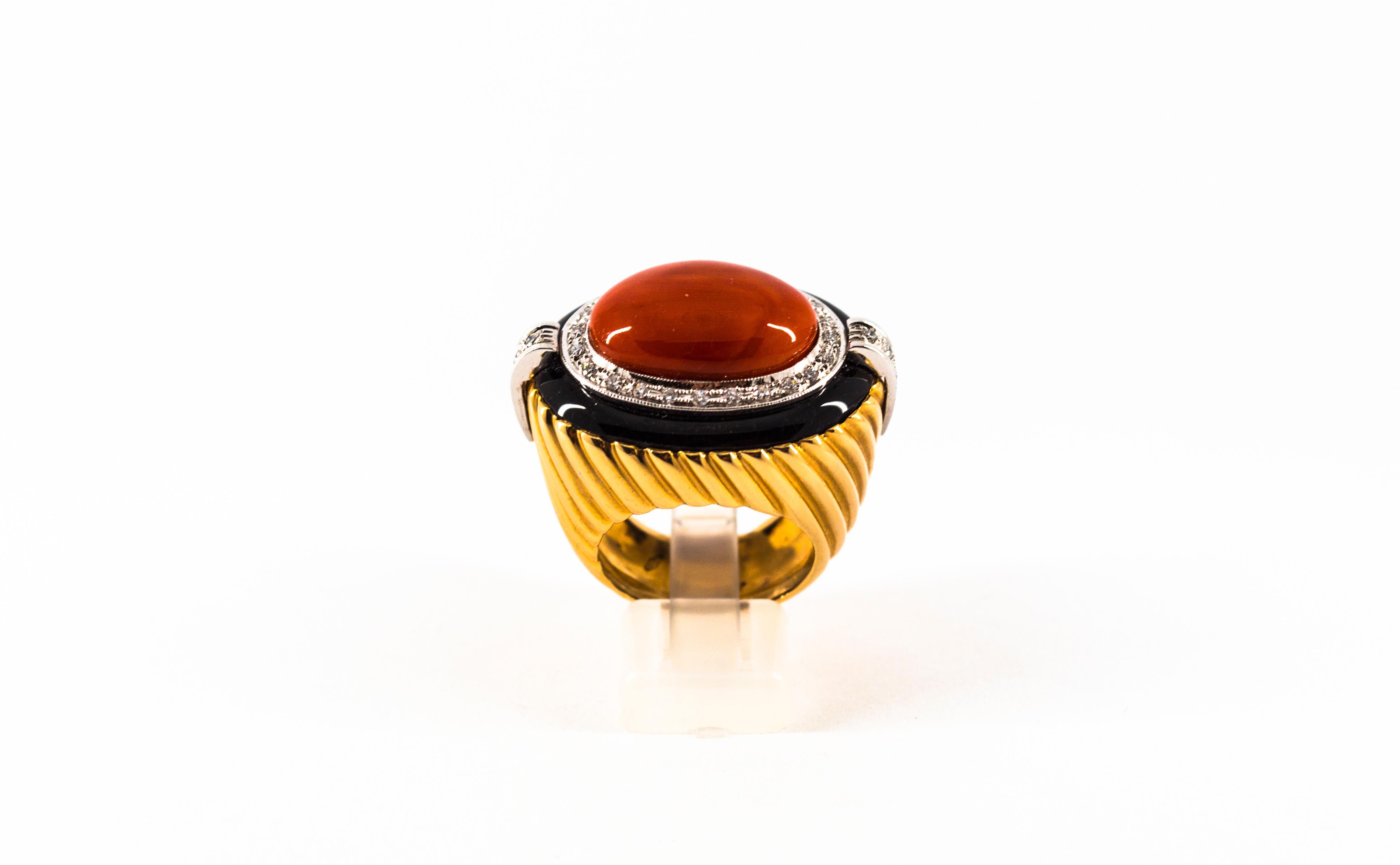 Art Deco Mediterranean Red Coral Onyx White Diamond Yellow Gold Cocktail Ring In New Condition For Sale In Naples, IT
