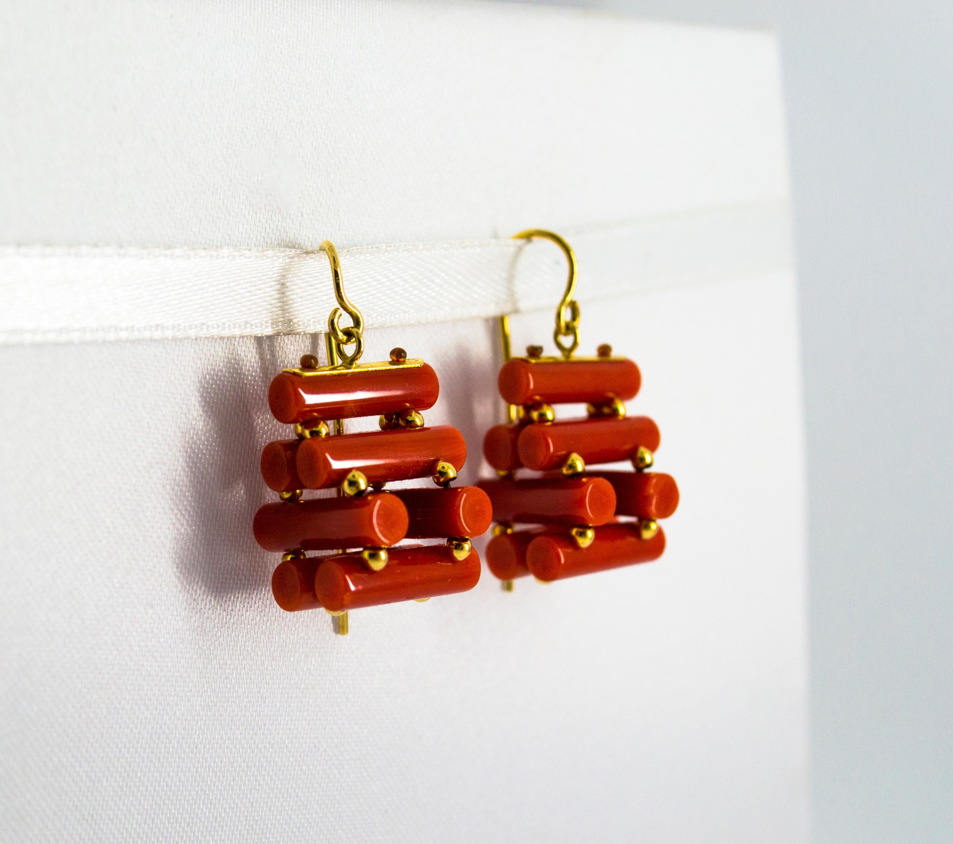 Art Deco Mediterranean Red Coral Yellow Gold Stud Dangle Earrings In New Condition In Naples, IT