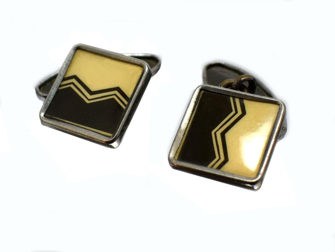 For your consideration is this fabulous pair of English Art Deco cufflinks in chrome and enamel dating to the 1930's. Great styling and colour, can't be confused with any other era can they. Condition is great with only minor wear. Ideal for the