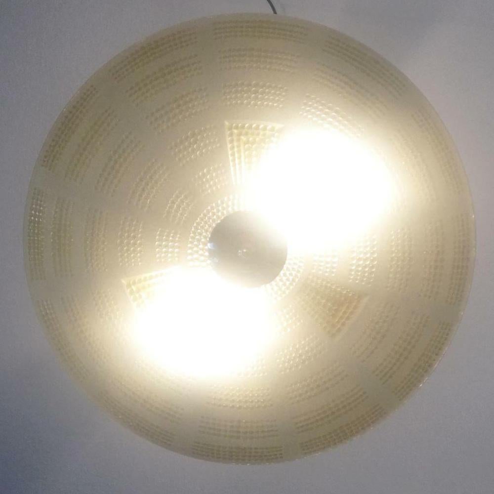 XX secolo Lampada da soffitto in vetro e metallo in stile Art Deco in vendita