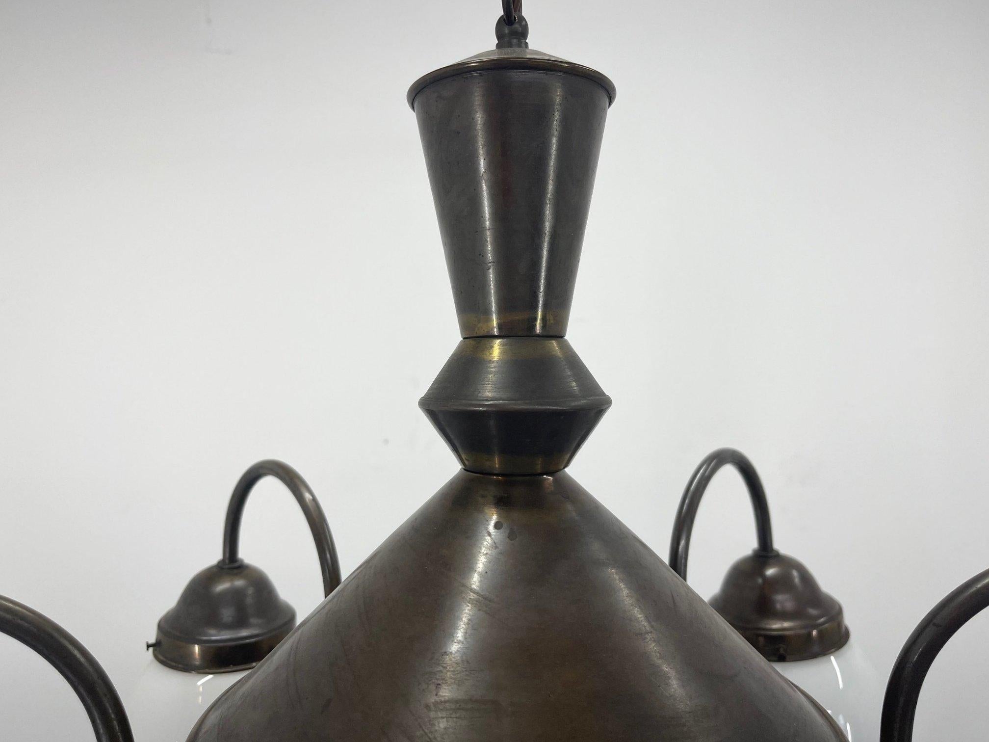 Lampadario Art Deco in metallo e vetro lattimo, anni '30 in vendita 1