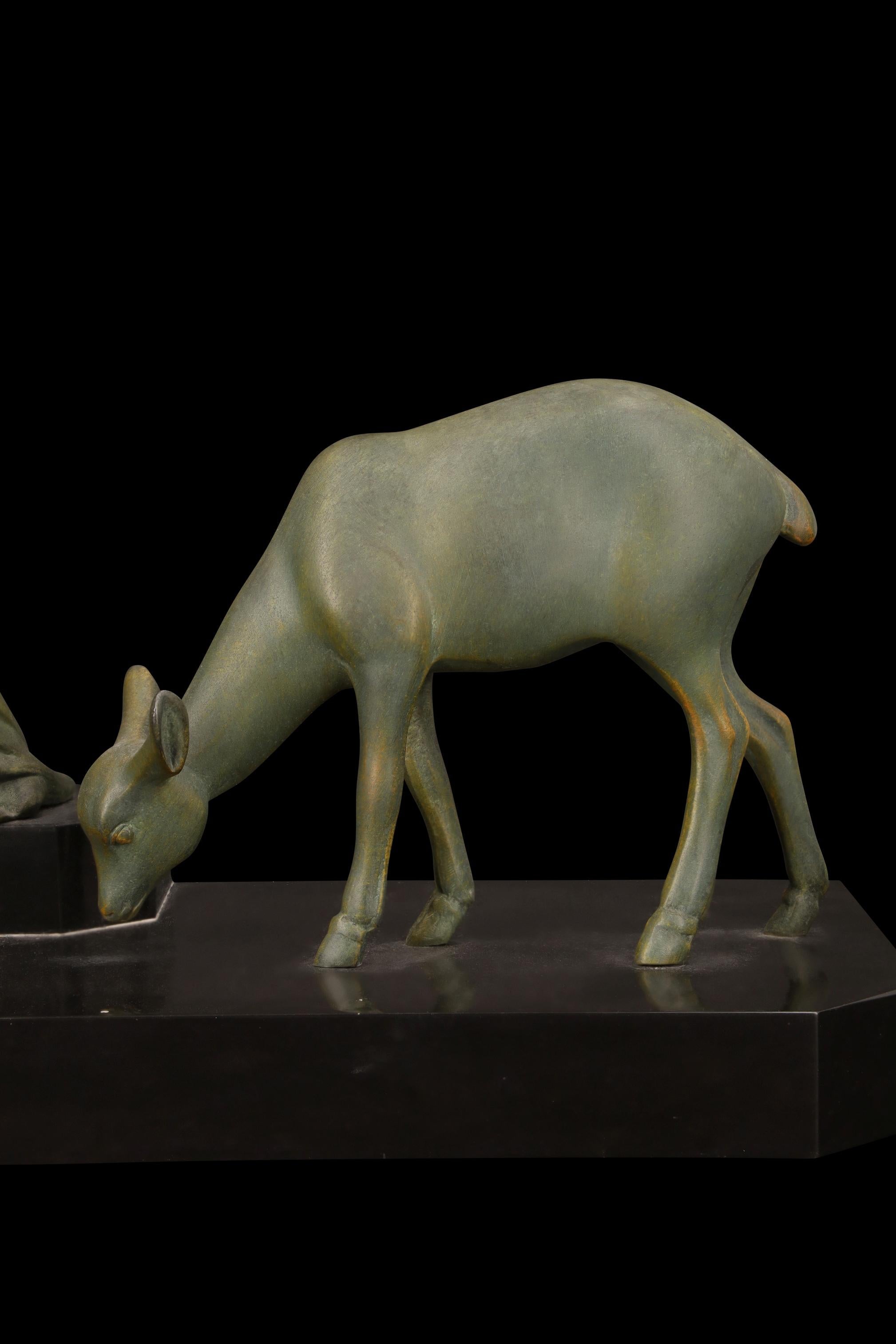 Scultura in metallo Art Deco 