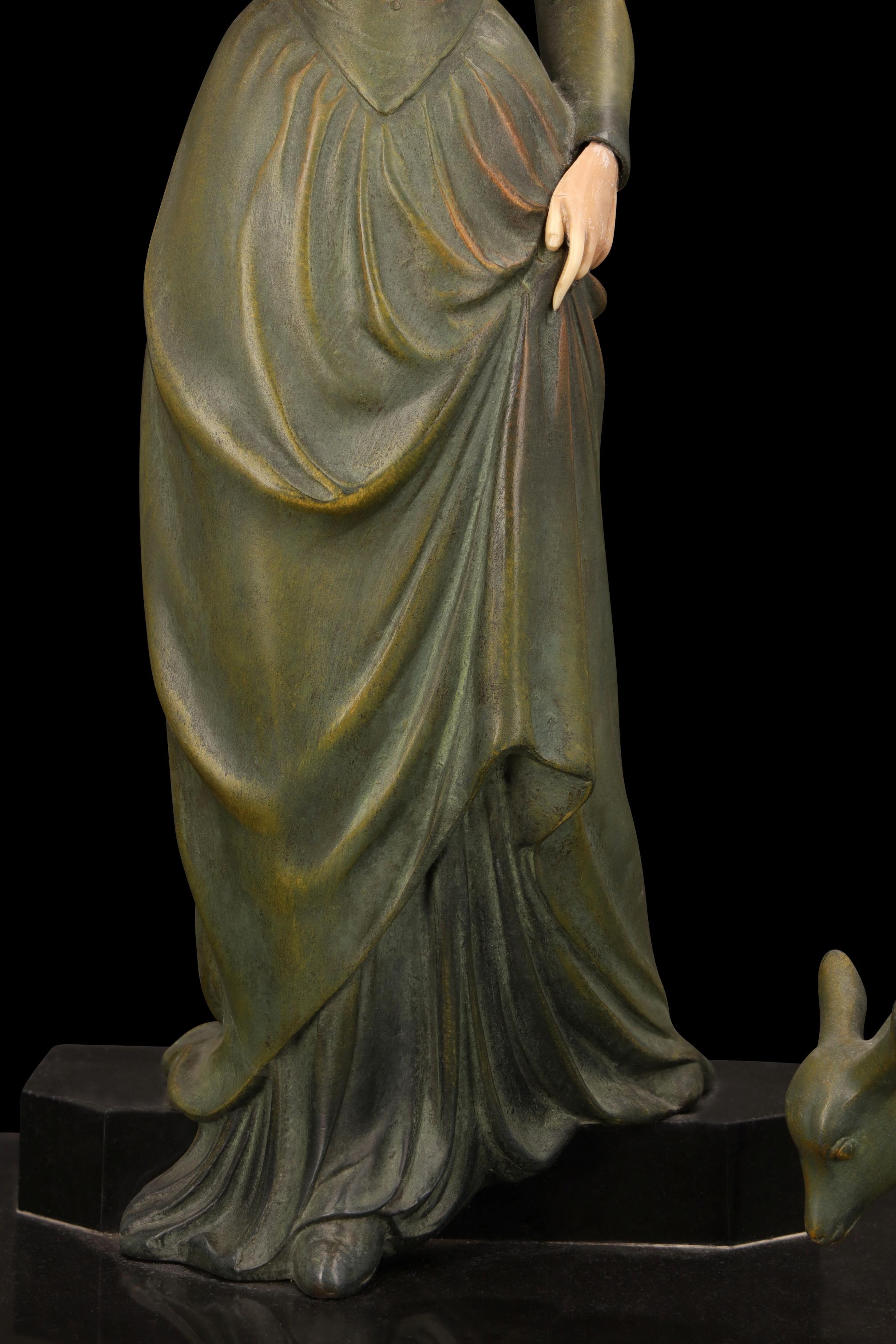 Scultura in metallo Art Deco 