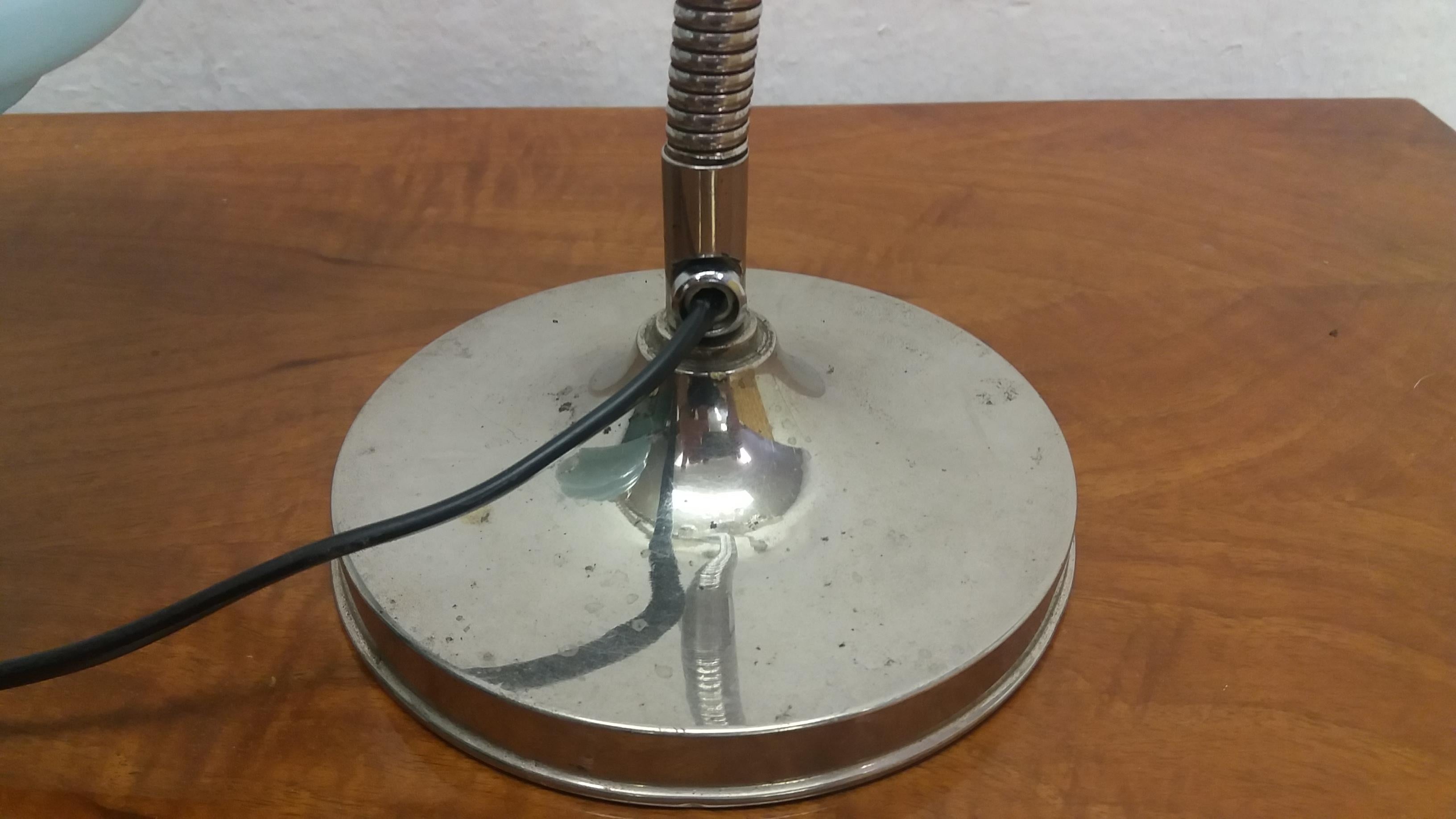 Art-Déco-Tischlampe aus Metall, 1935 im Angebot 2