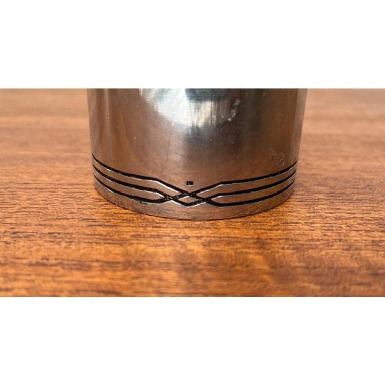 Vaso in metallo Art Deco di Etain, Francia in vendita 4