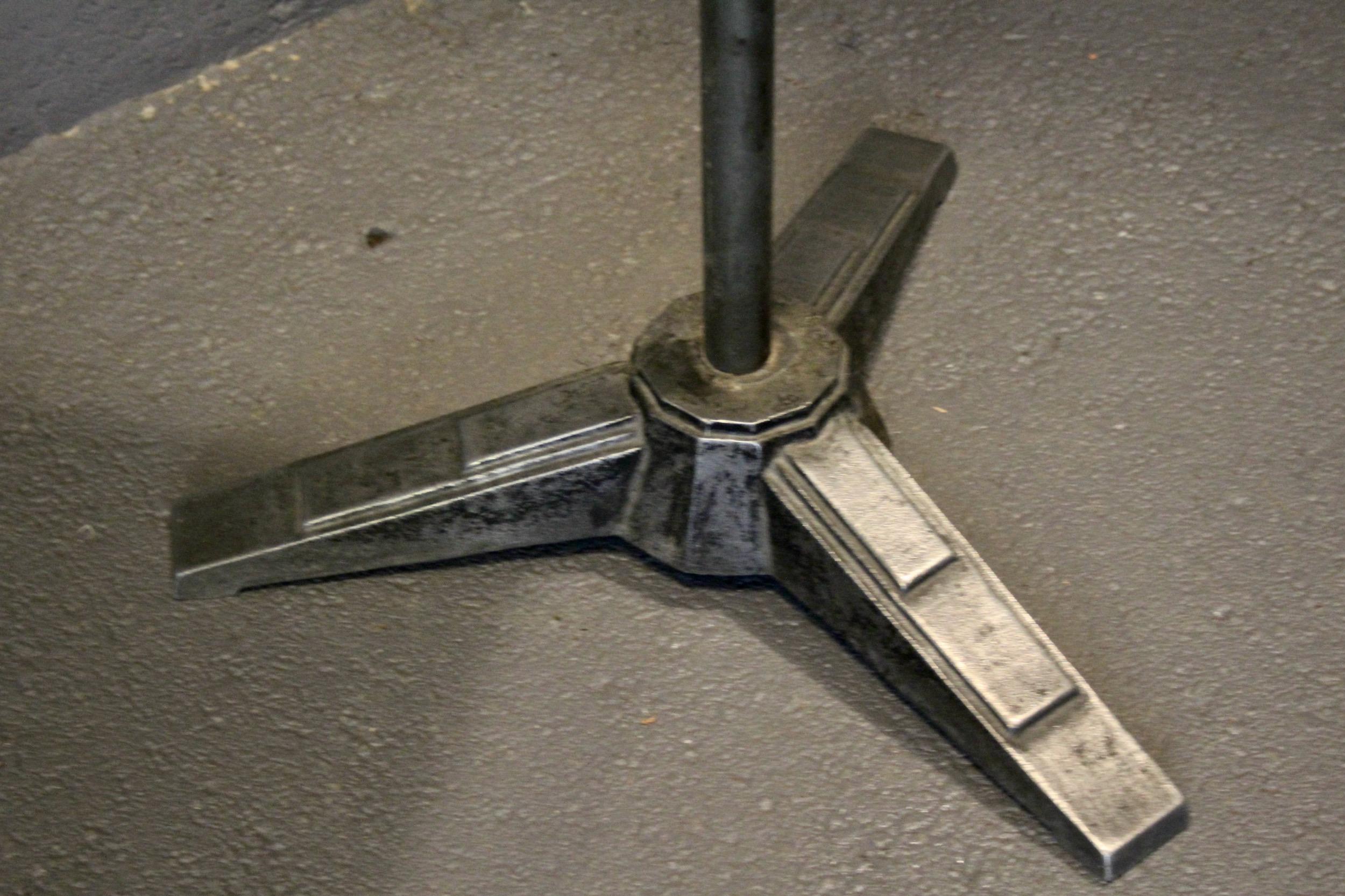 Tavolo da scrittura in metallo Art déco In condizioni buone in vendita a grand Lancy, CH