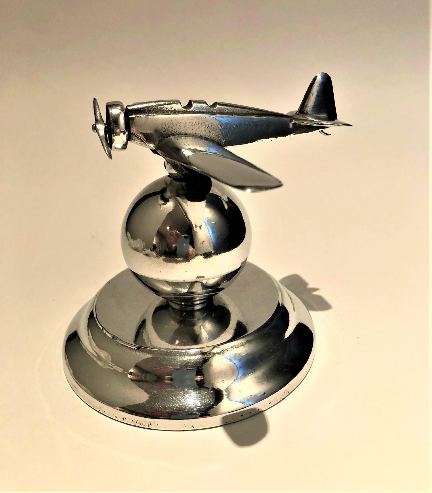 Art Deco Mid-20 Century Airplane Fighter over the World Paperweight, 1930s For Sale 1