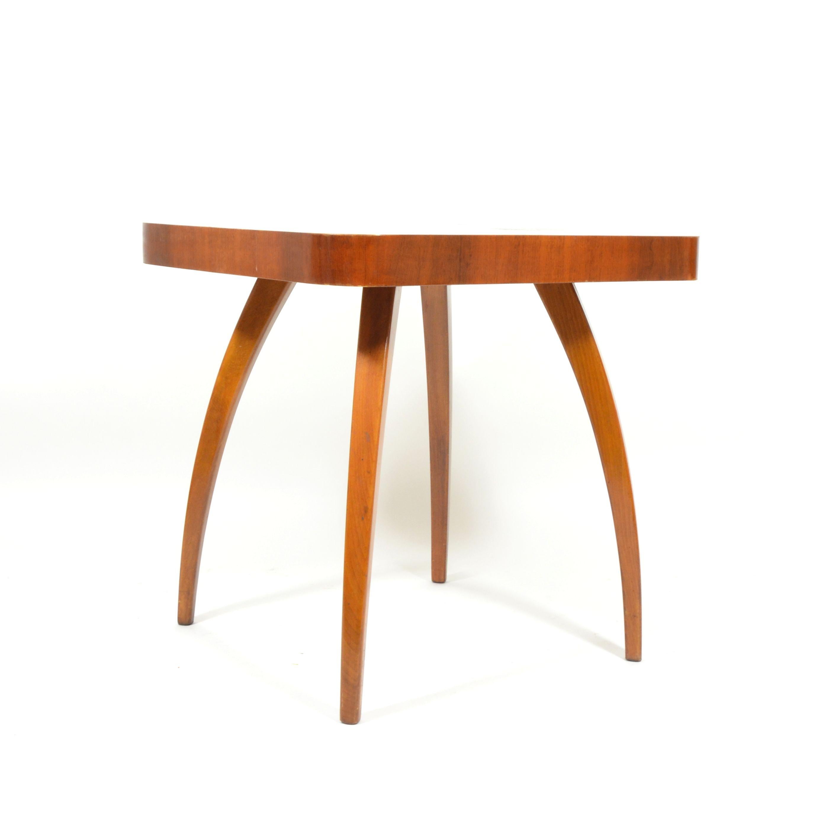 Art Deco Midcentury Coffee Table “The Spider” Model H 259 by Jindřich Halabala (Art déco) im Angebot