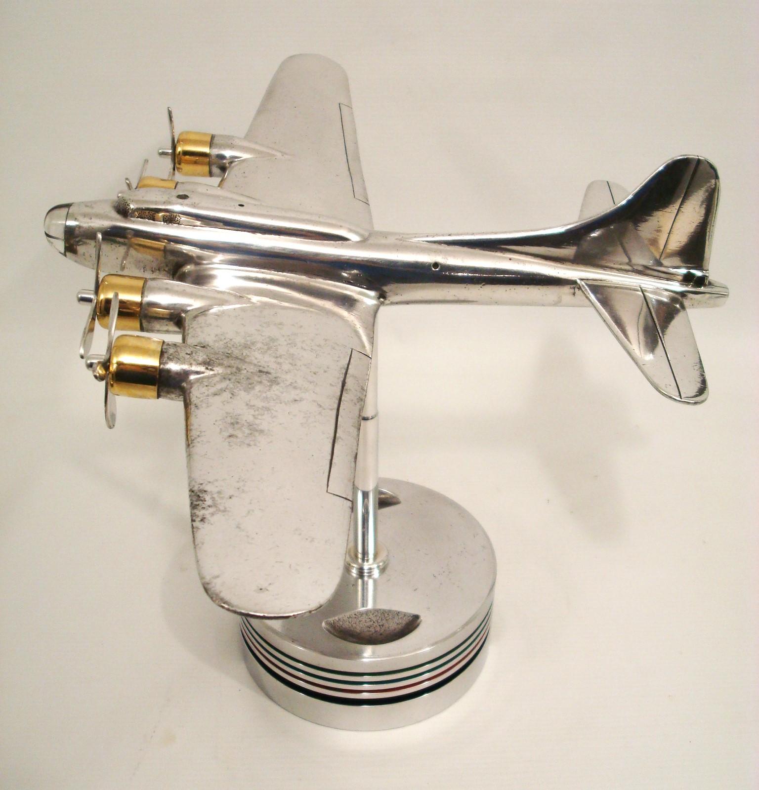 Bureau Art Déco Mid-century Modèle d'avion 1930 Bon état - En vente à Buenos Aires, Olivos