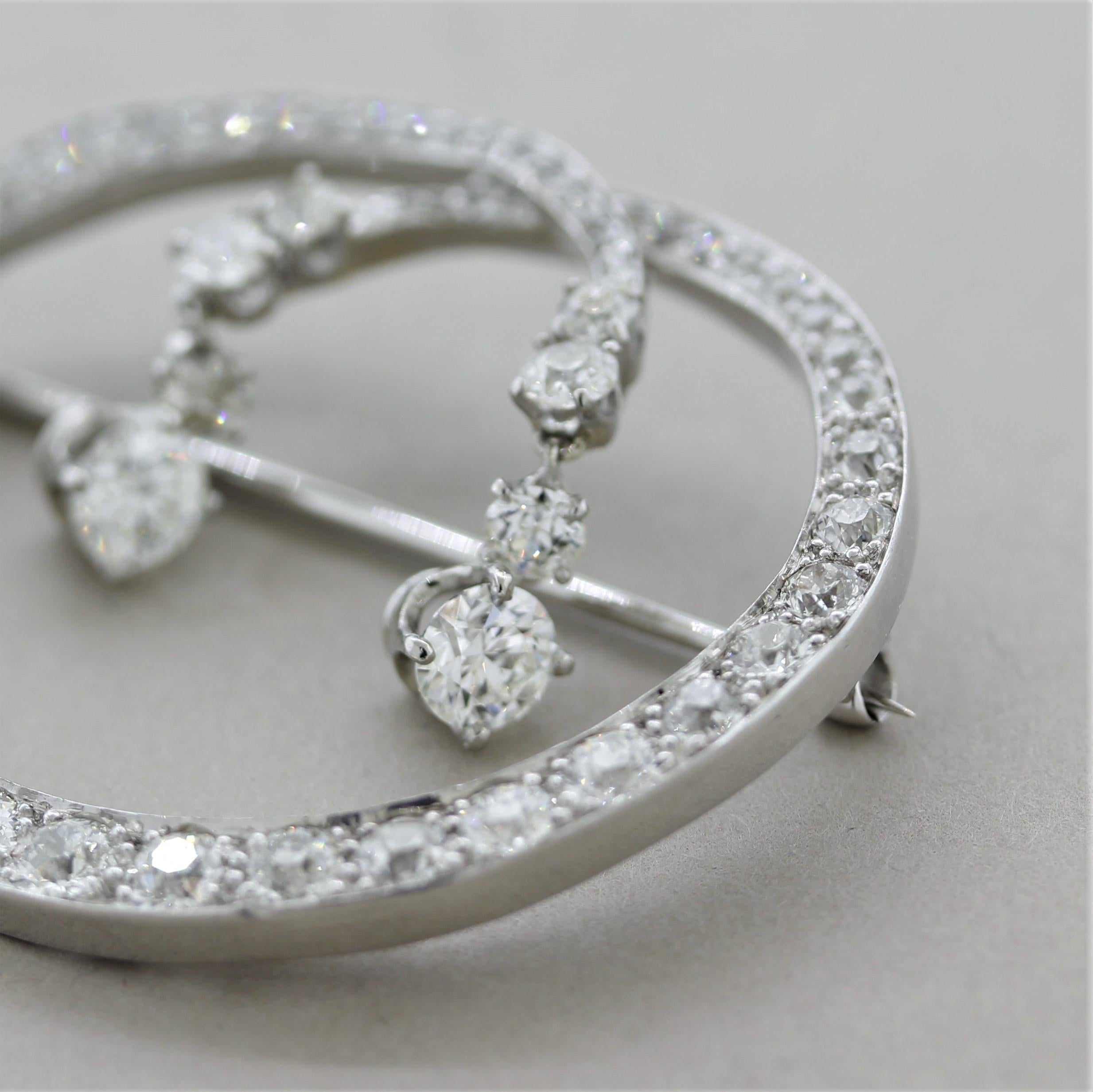 Art Deco, Mid-Century Diamond Platinum Circle Drop Brooch In Excellent Condition For Sale In Beverly Hills, CA