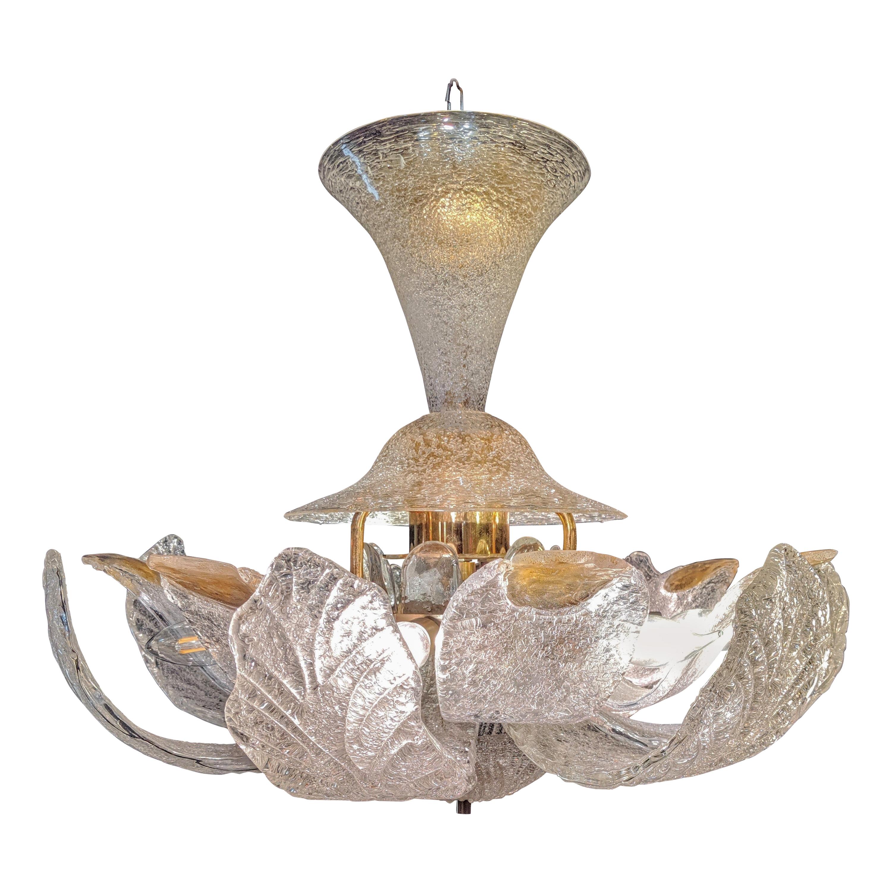 Art Deco Mid-Century Modern Murano Glass Chandelier Leaf Decorated with 7 Lights