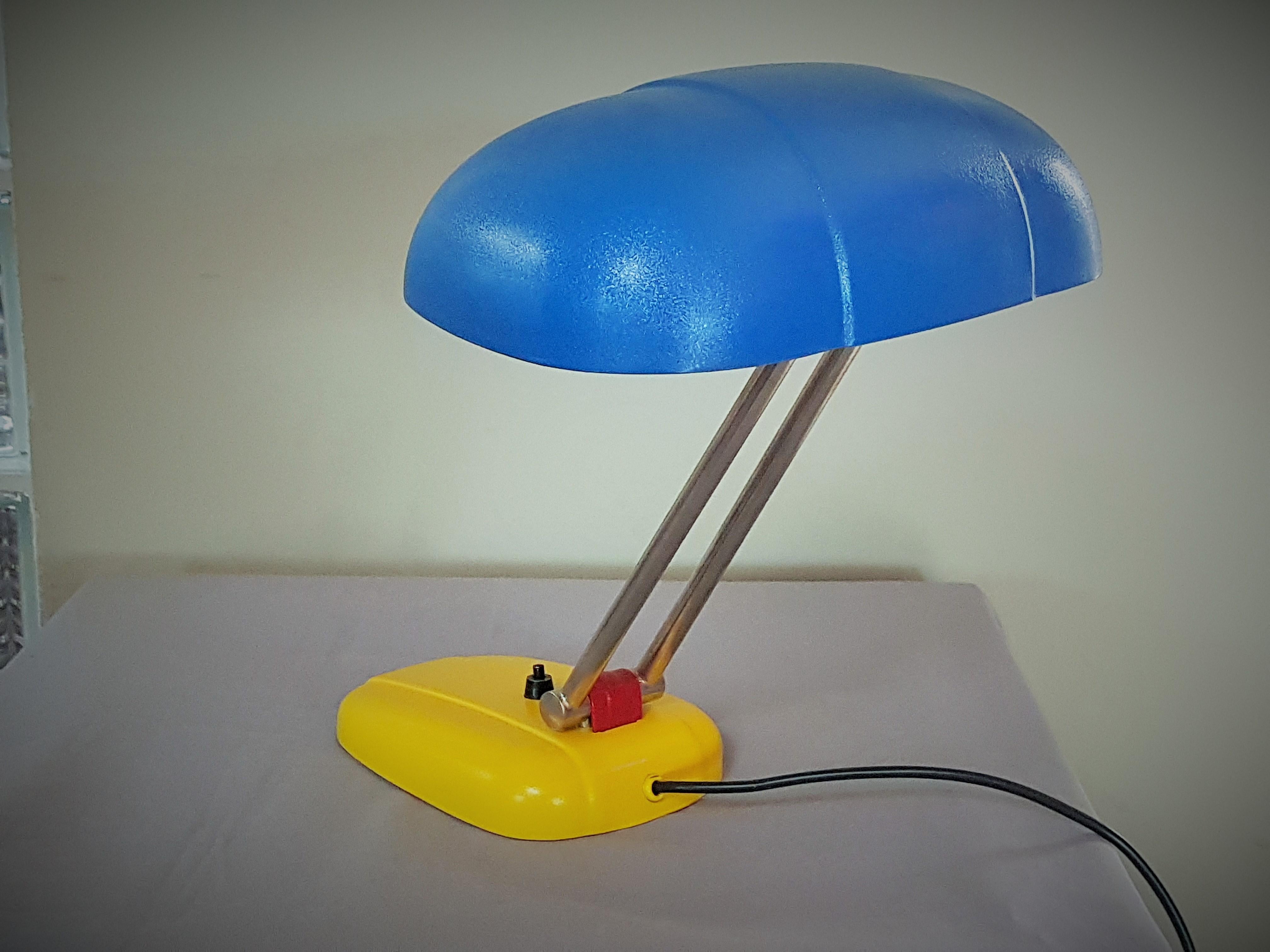 Art Deco Midcentury Swiss Table Lamp by S. Giedion for BAG Turgi, 1930s For Sale 1