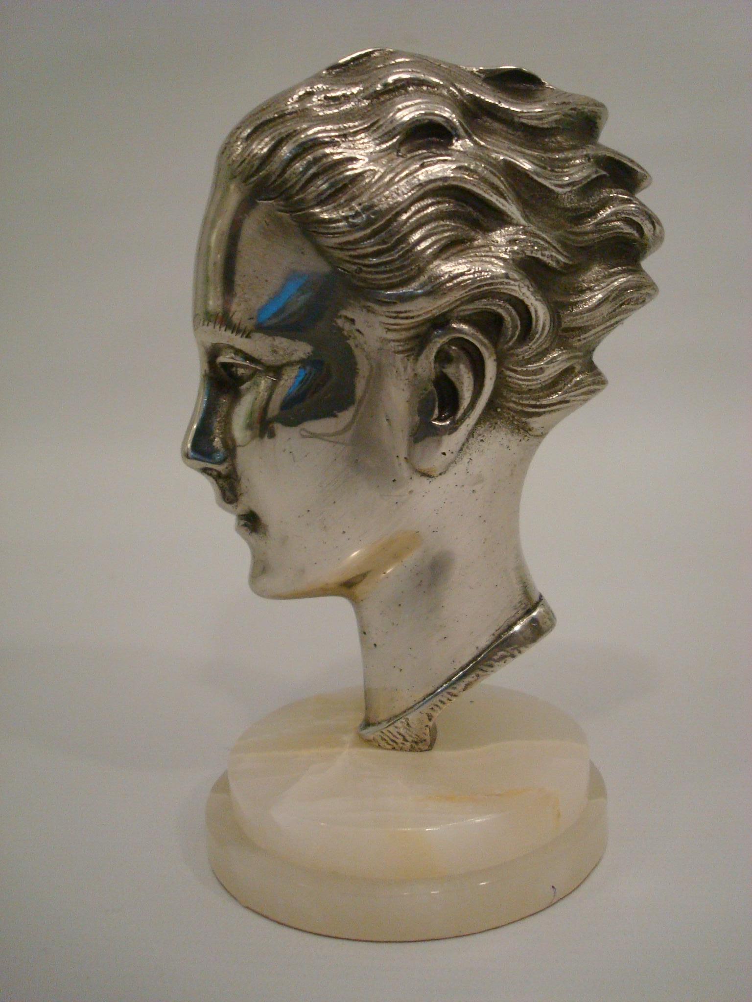 Art Deco / Mid-century Silvered Bronze Bust Sculpture - France 1930's en vente 1