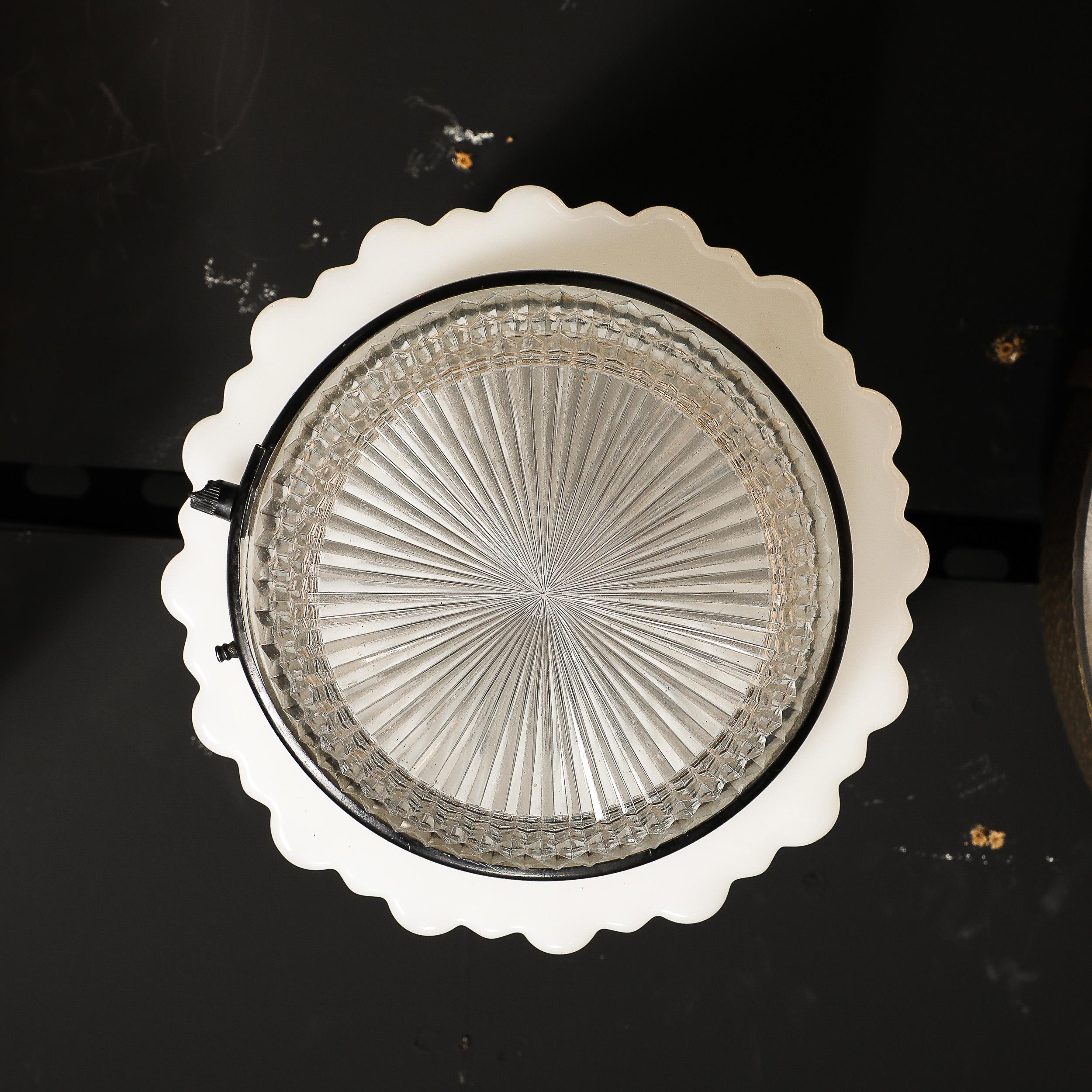 Lampadario ad incasso in vetro lattimo e vetro pressato Art Déco con finiture in bronzo in vendita 9