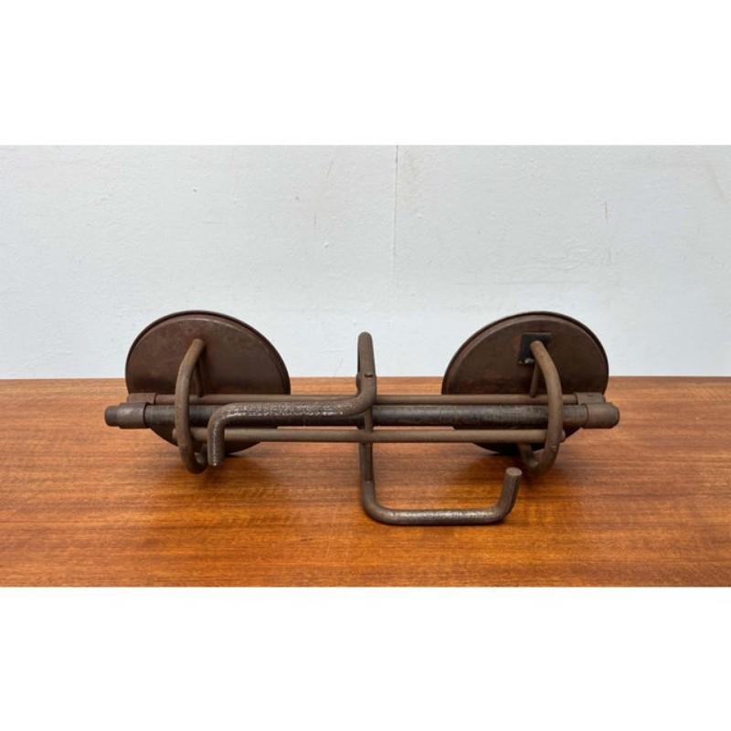 Art Deco Minimalist Metal Balance Beam Scale For Sale 8