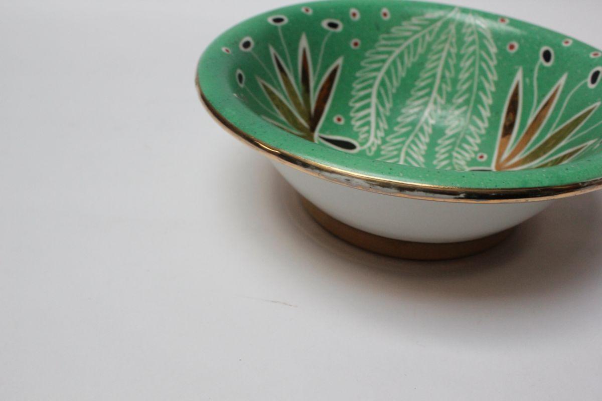 Mid-20th Century Art Deco Mint Green and Gold Leaf Ceramic Bowl by Waylande Gregory For Sale