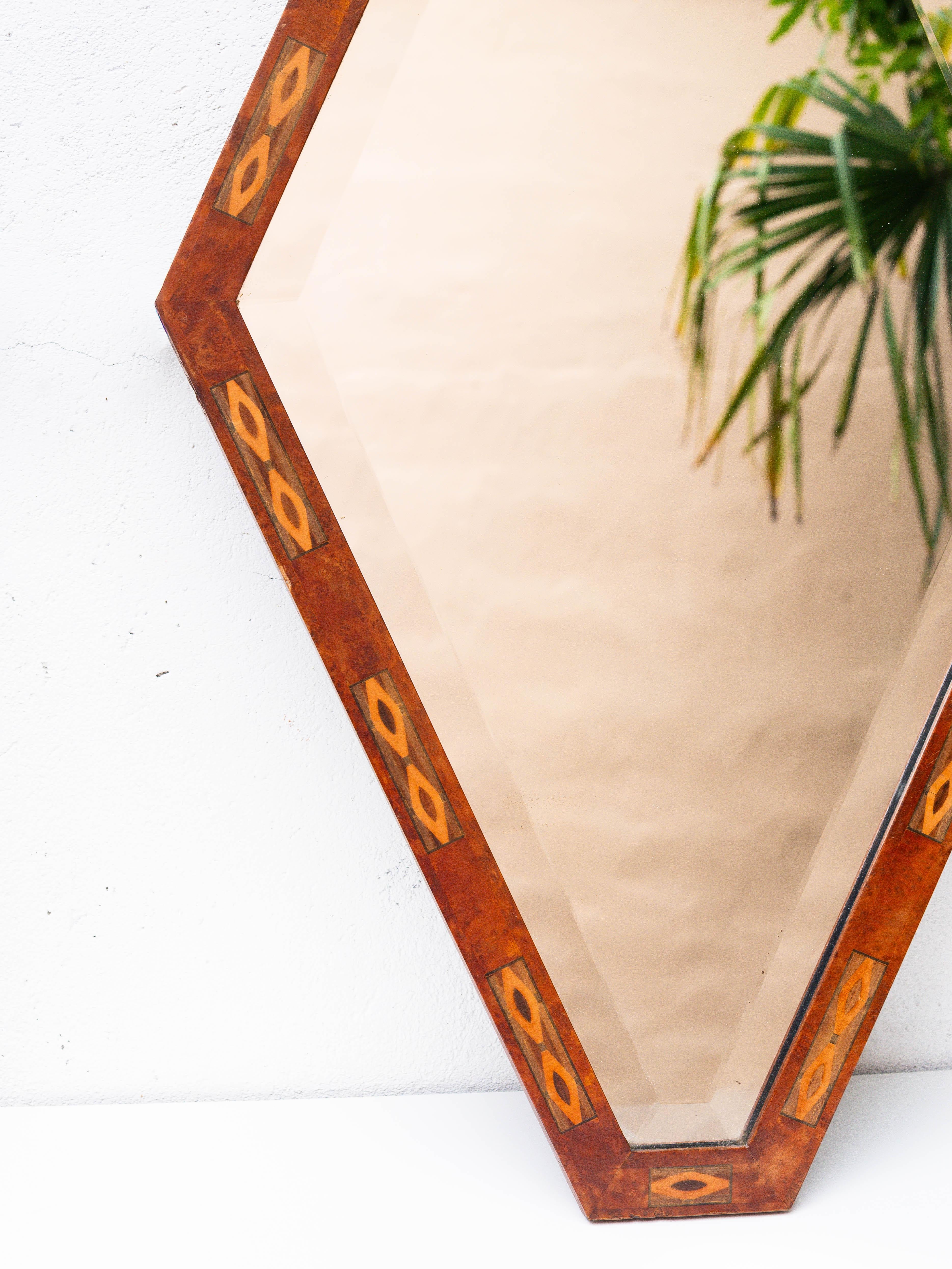Art Deco Mirror in Burl Wood and Veneer Marquetry - Diamond Shape Años 30 Francia Art Decó en venta