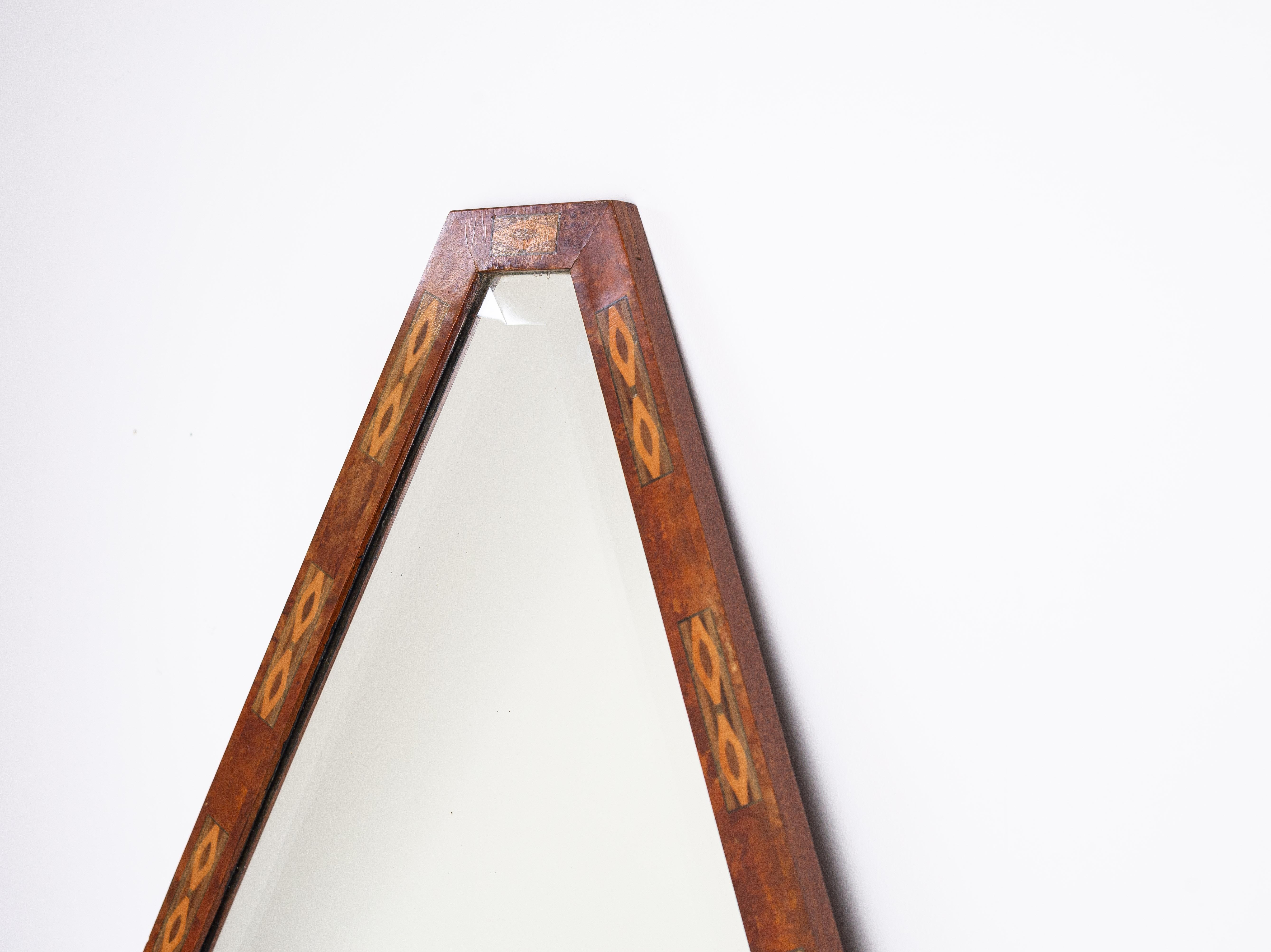 Art Deco Mirror in Burl Wood and Veneer Marquetry - Diamond Shape Años 30 Francia en venta 1