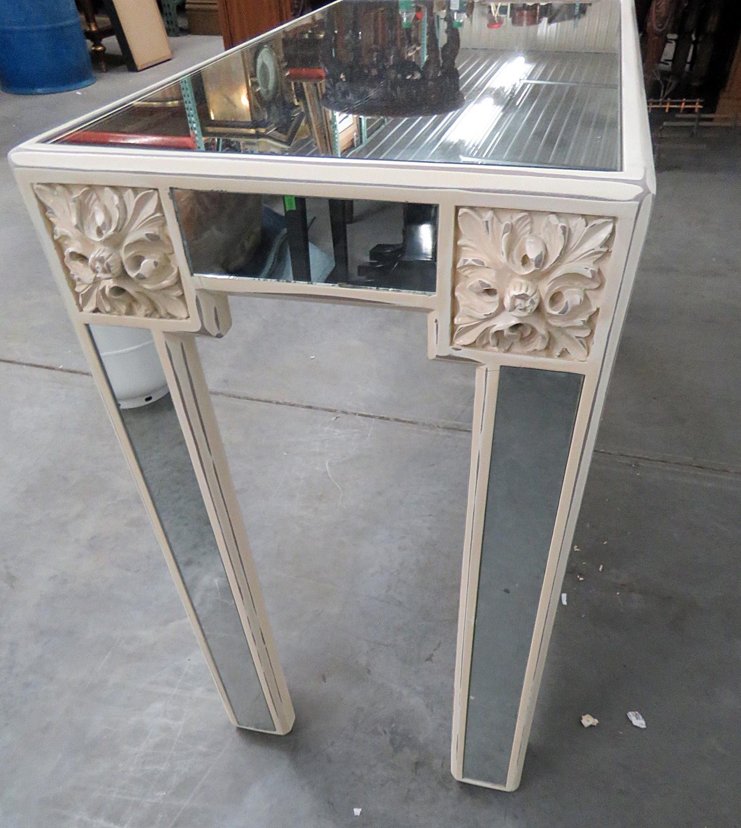 Hollywood Regency Carved Painted and Mirrored Console Table C1940s In Good Condition In Swedesboro, NJ