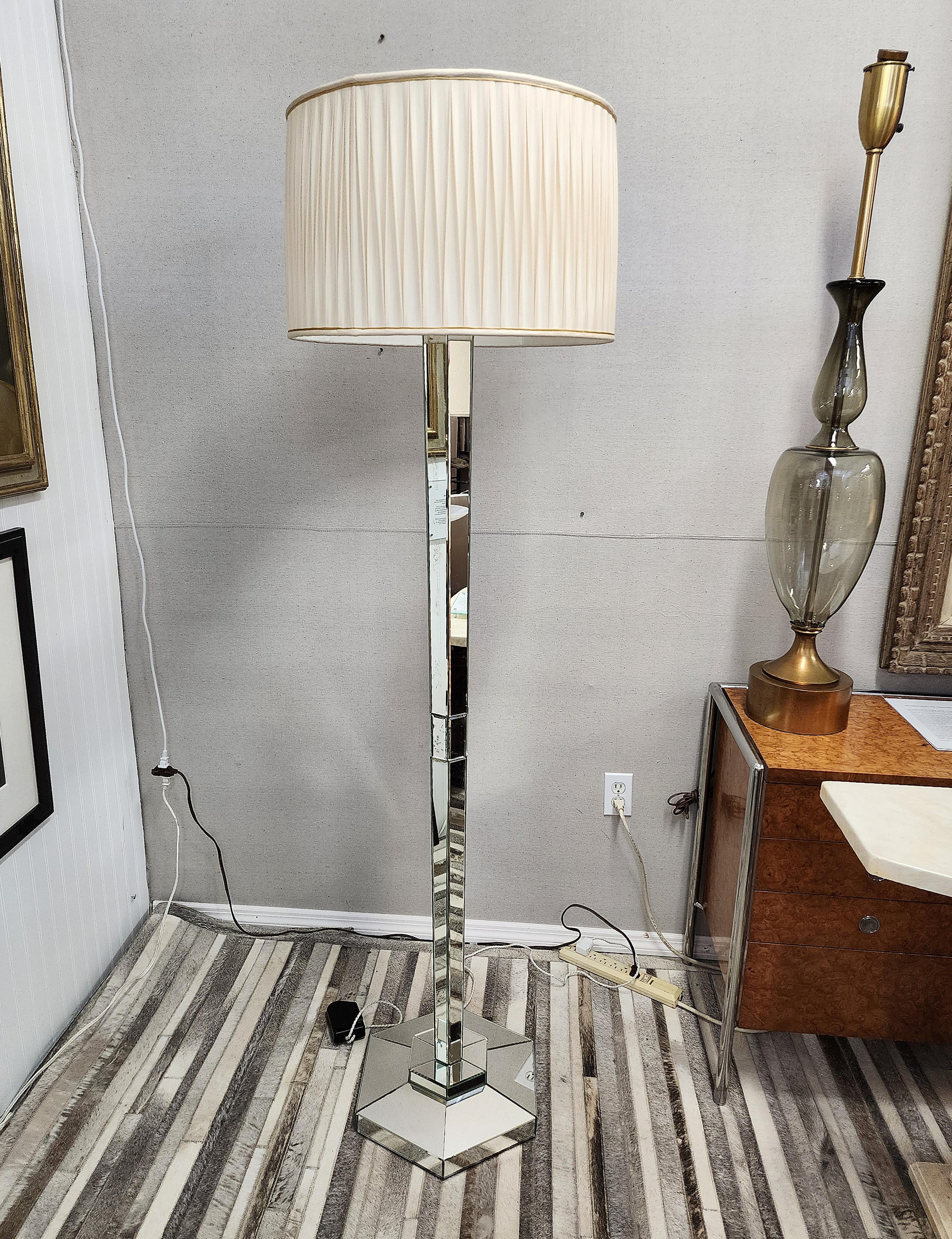  Mirrored Floor Lamp French Art Deco  For Sale 12