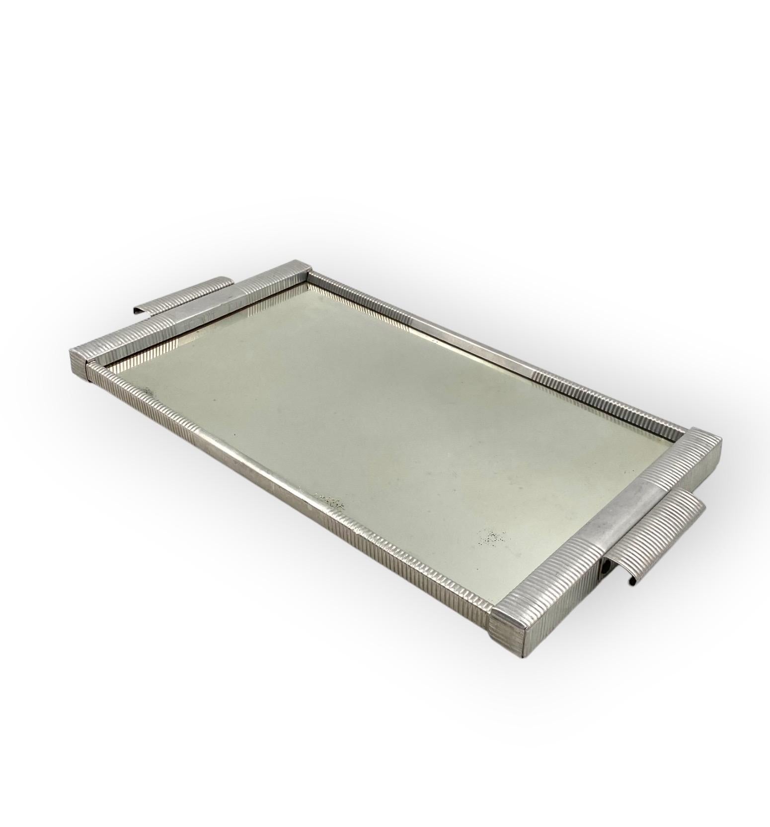 Art Deco mirrored tray, France 1930s For Sale 4