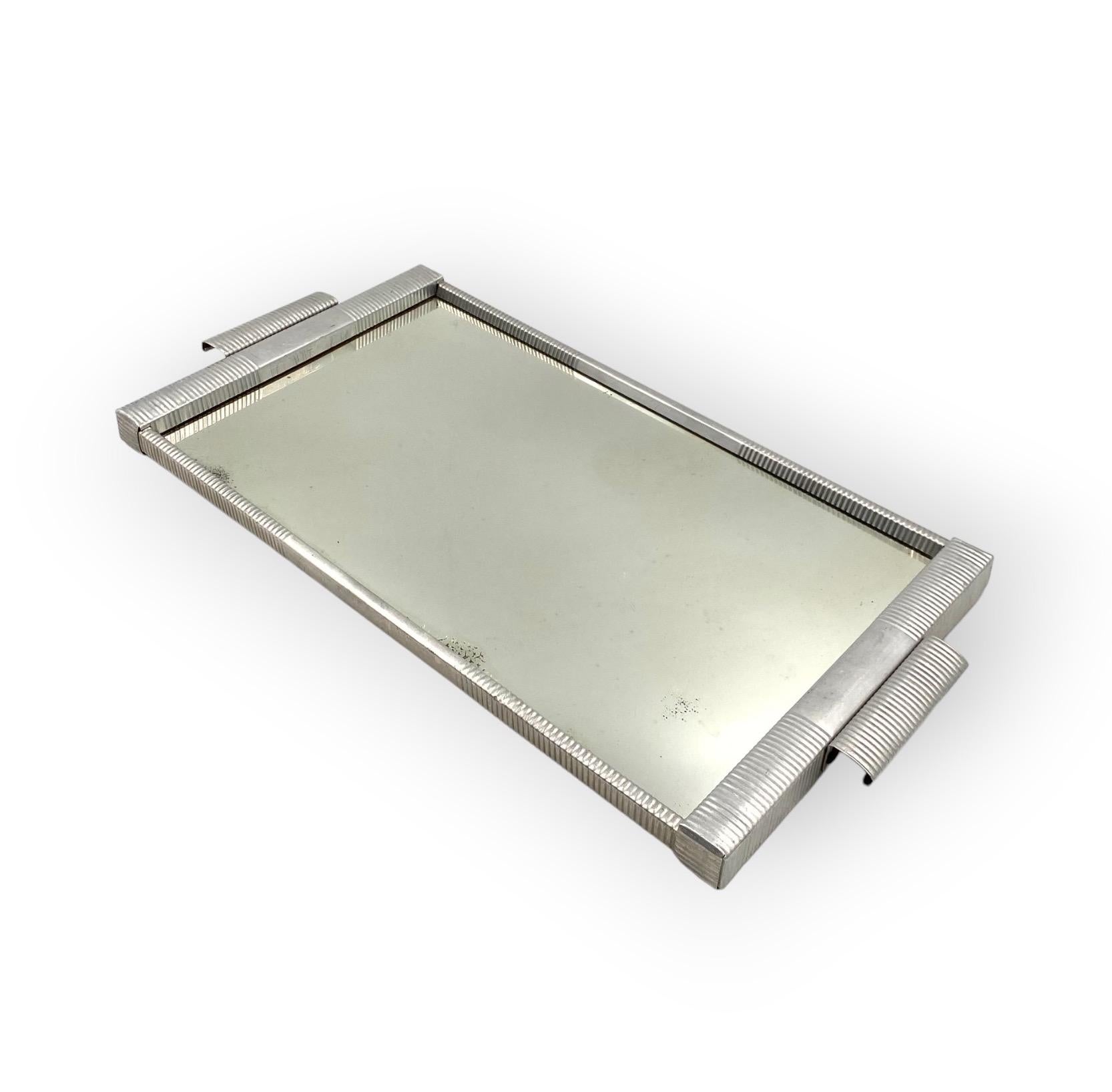 Art Deco mirrored tray, France 1930s For Sale 5