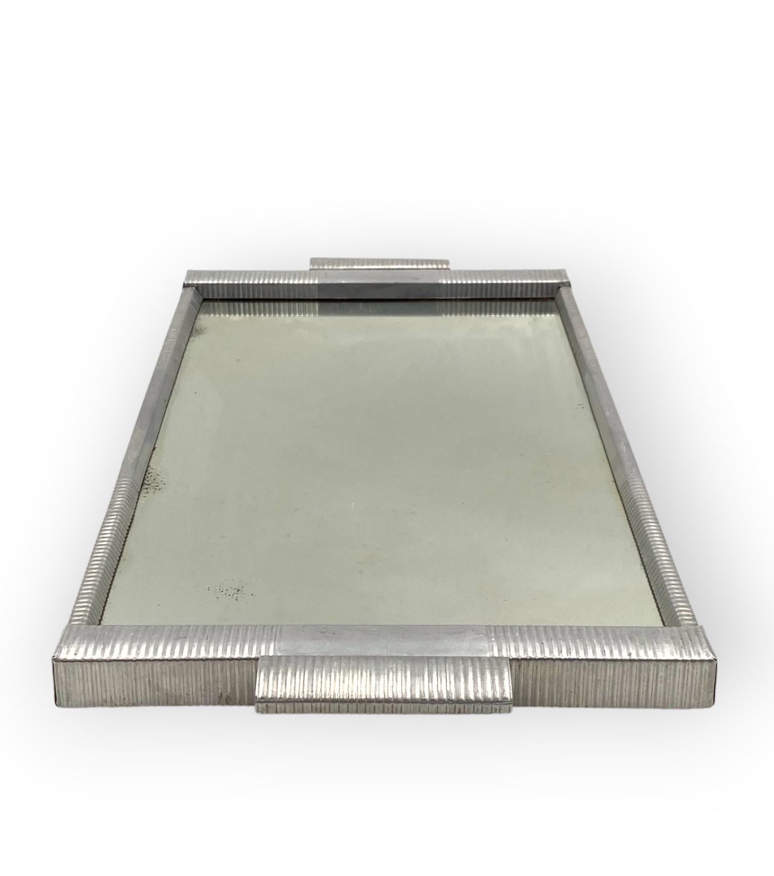 Art Deco mirrored tray, France 1930s For Sale 9