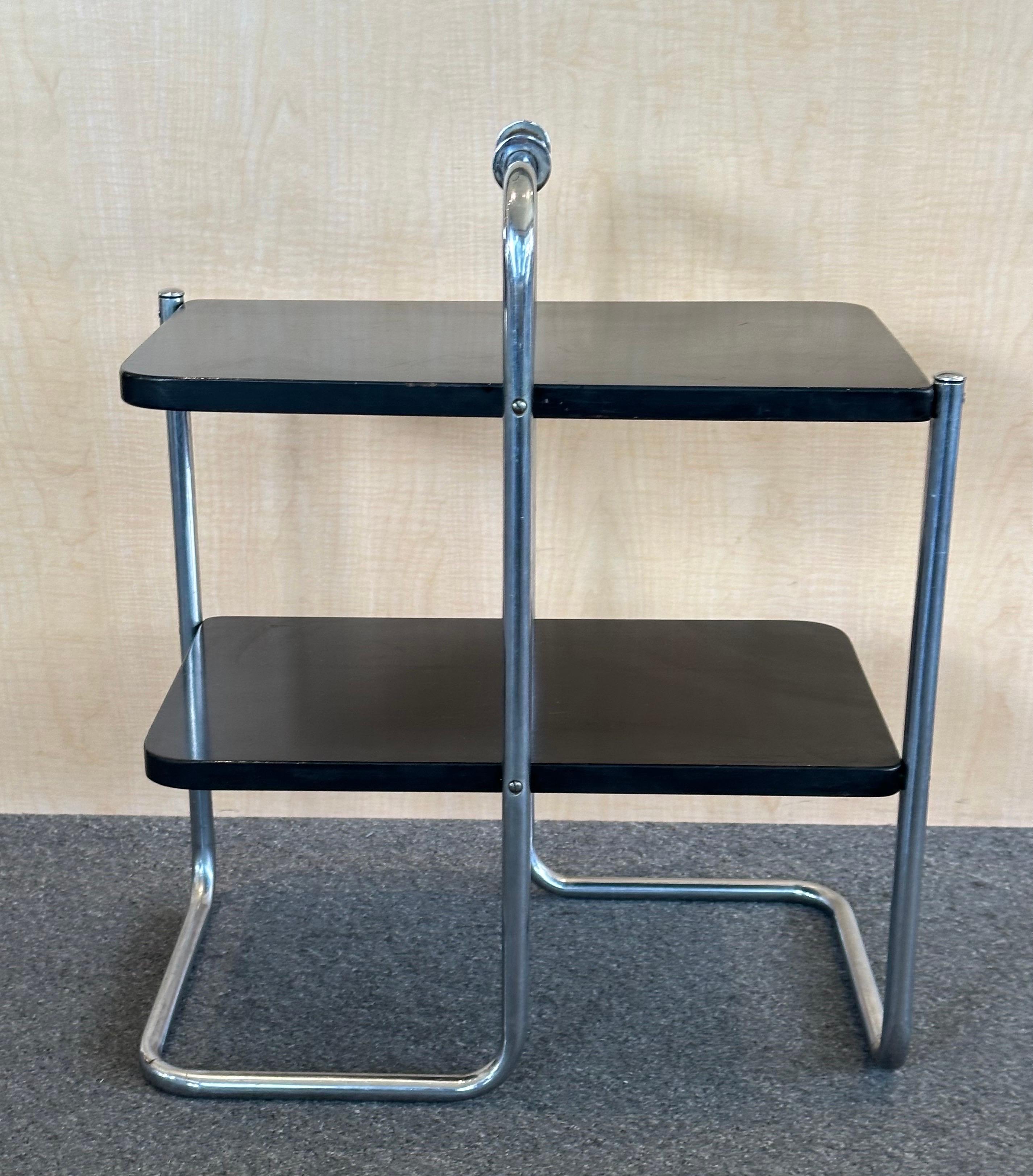 Art Deco Model 305 Chrome & Lacquer End Table by Wolfgang Hoffman for Howell Co. In Fair Condition For Sale In San Diego, CA