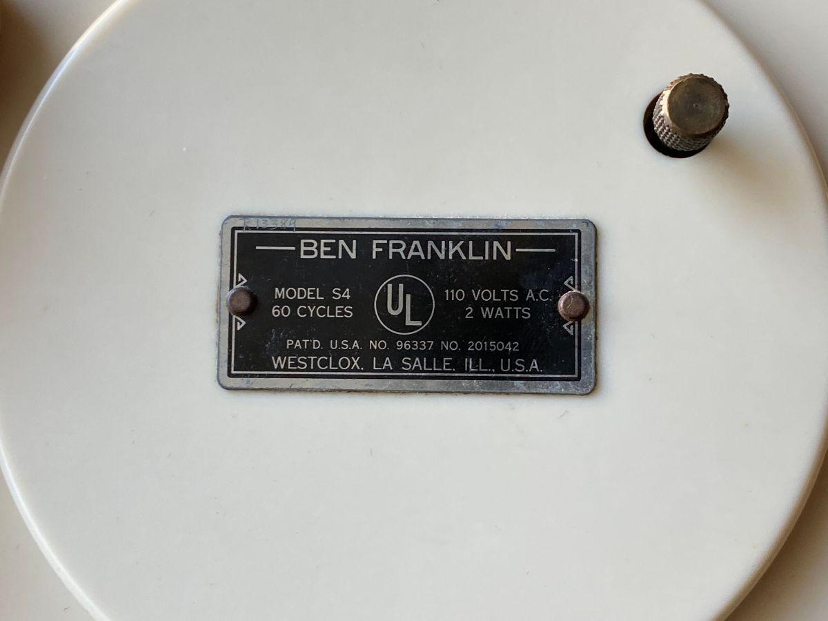 Art Deco Modell „Ben Franklin“ S4 Electric Clock von Westclox, Art déco im Angebot 1