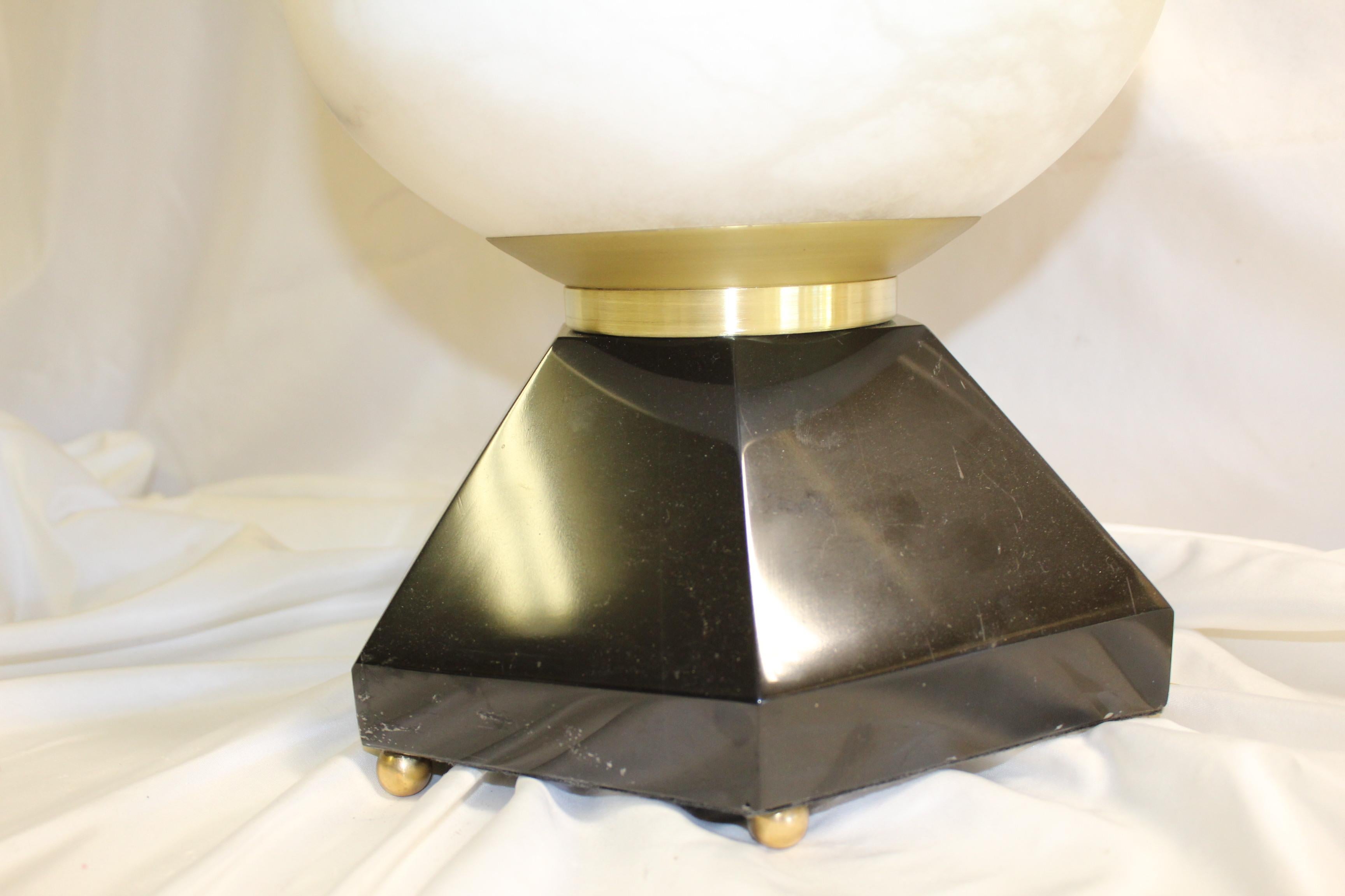 Machine-Made Art Deco/Modern Alabaster Up-Light   Lumiere For Sale