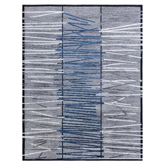 Tappeto in seta grigio scuro in stile Art Déco, moderno e dalle forme geometriche, "Rivulet" di Doris Leslie Blau